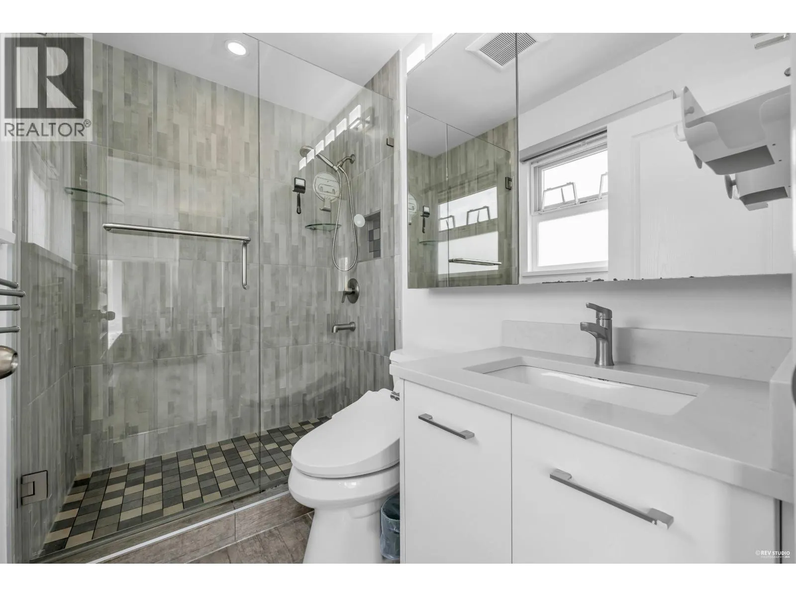 11 12331 MCNEELY DRIVE