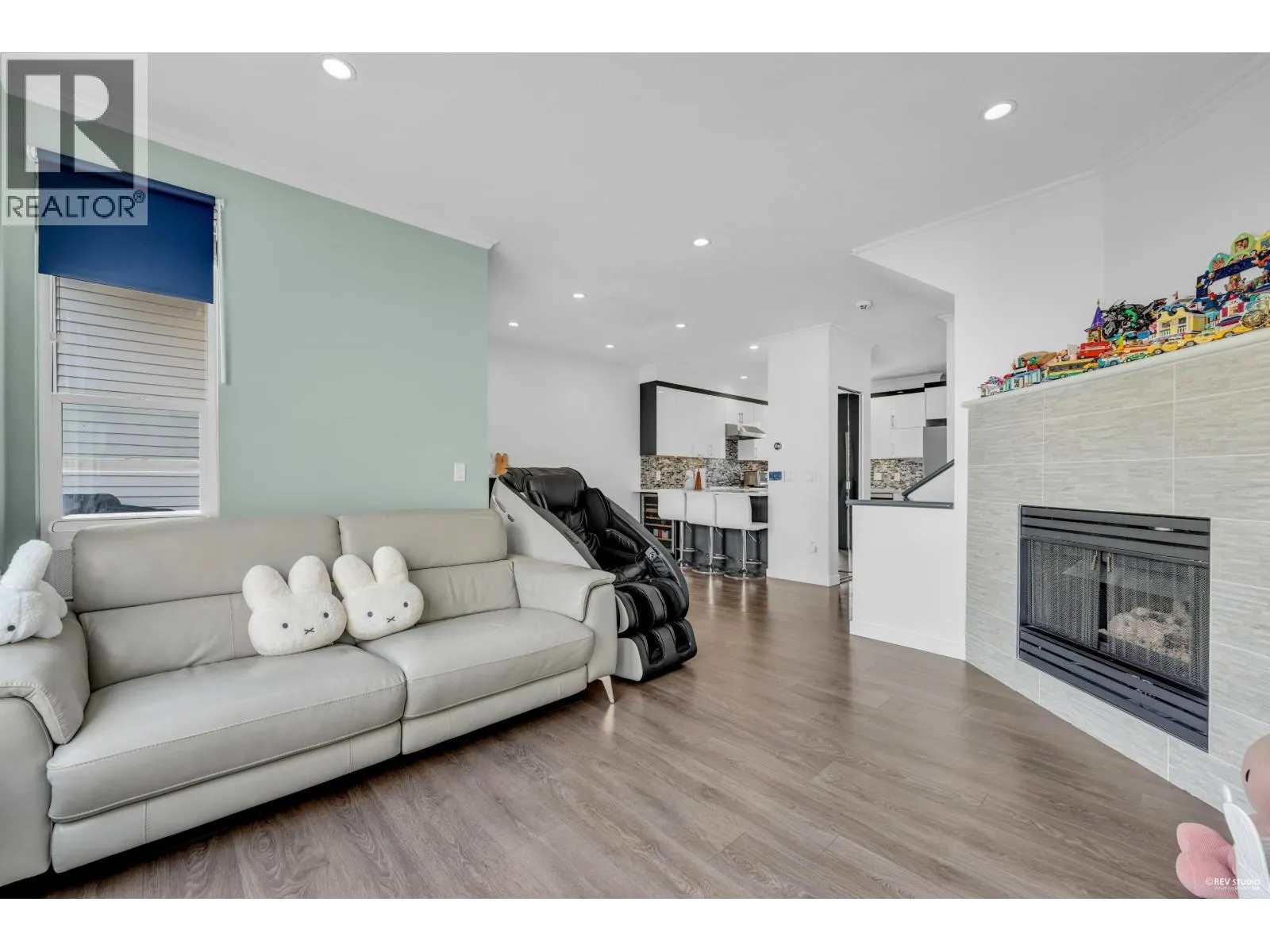 11 12331 MCNEELY DRIVE