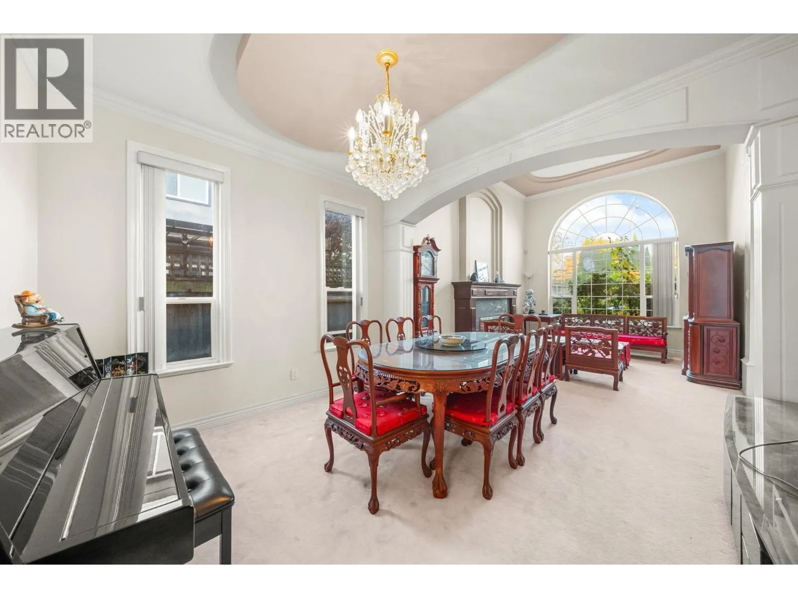 11851 RAILWAY AVENUE