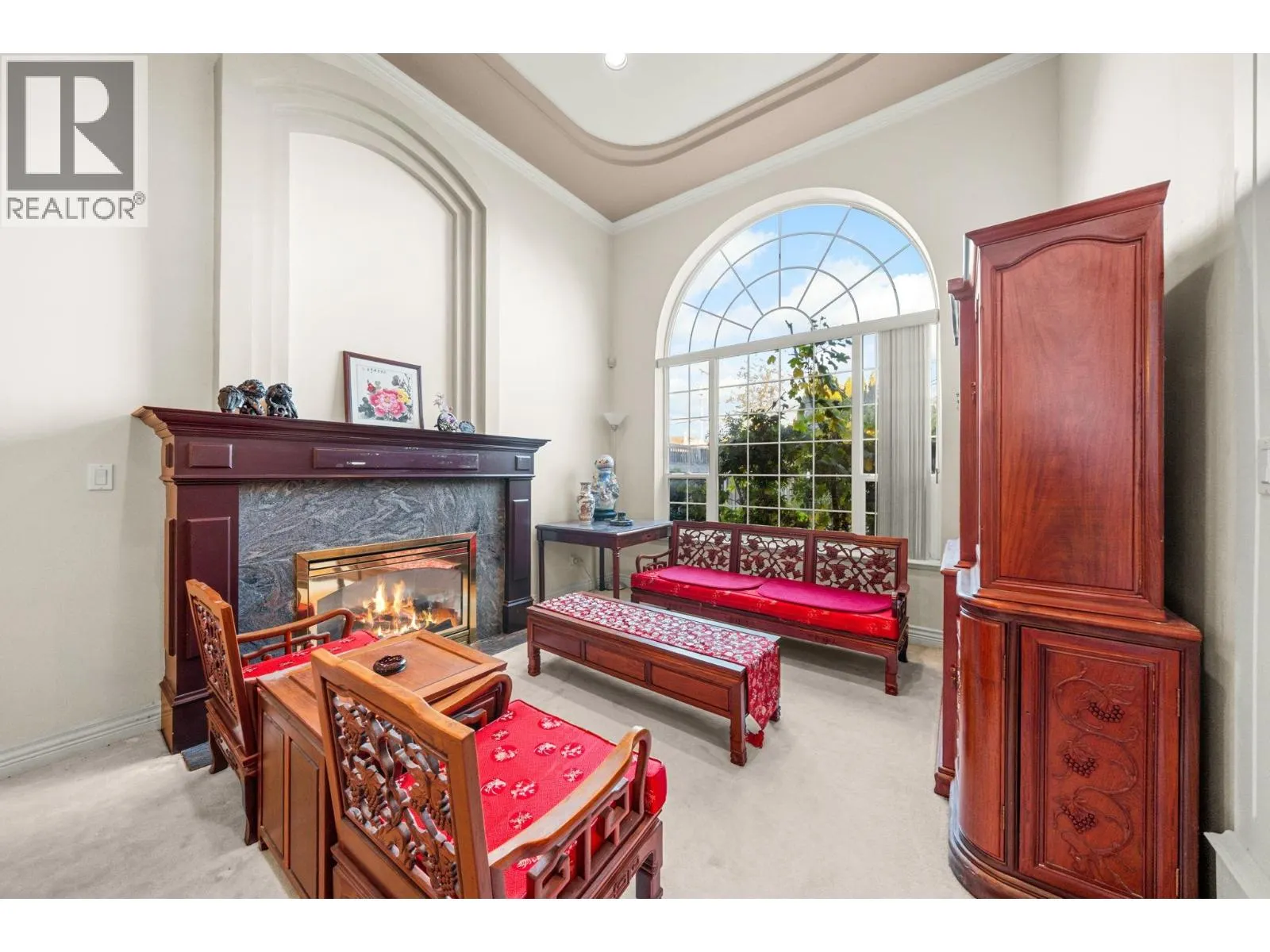 11851 RAILWAY AVENUE