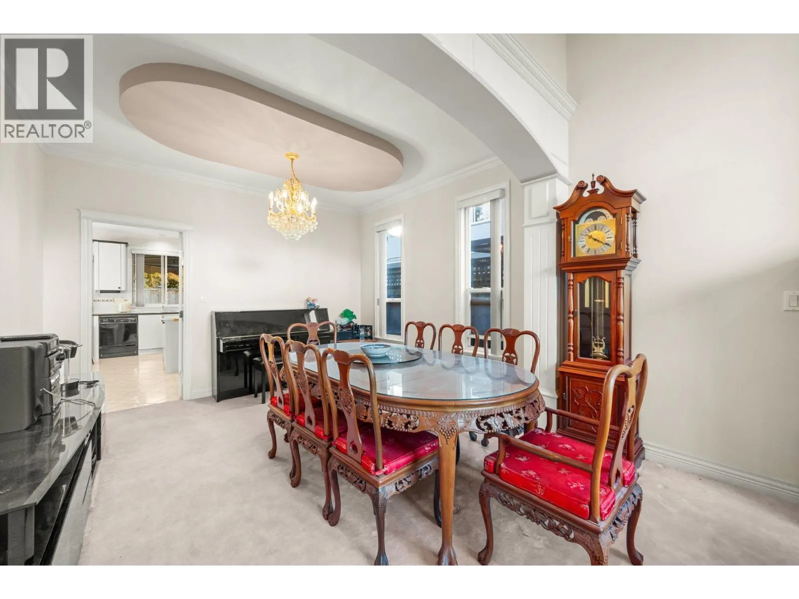 11851 RAILWAY AVENUE