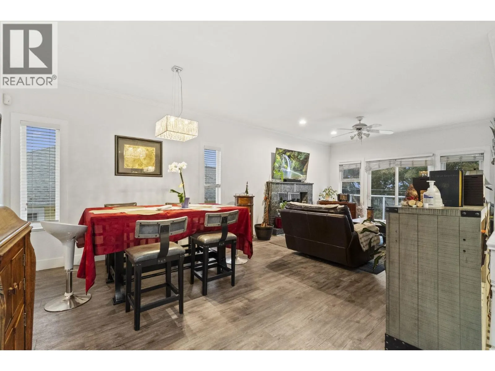 1405 EDINBURGH STREET