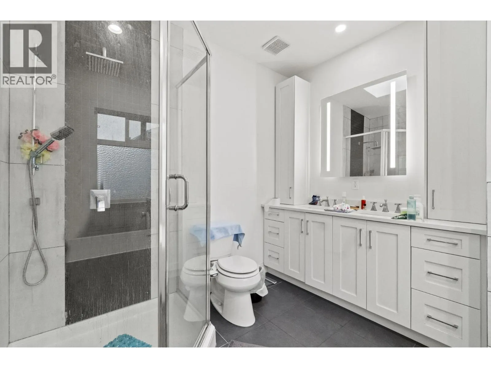 1405 EDINBURGH STREET