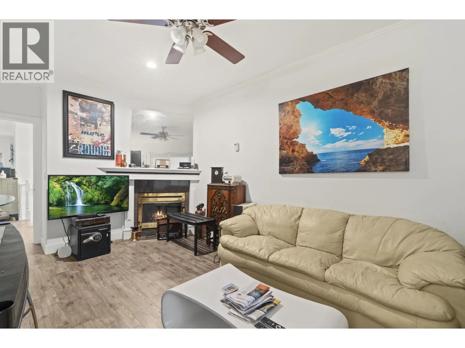 1405 EDINBURGH STREET