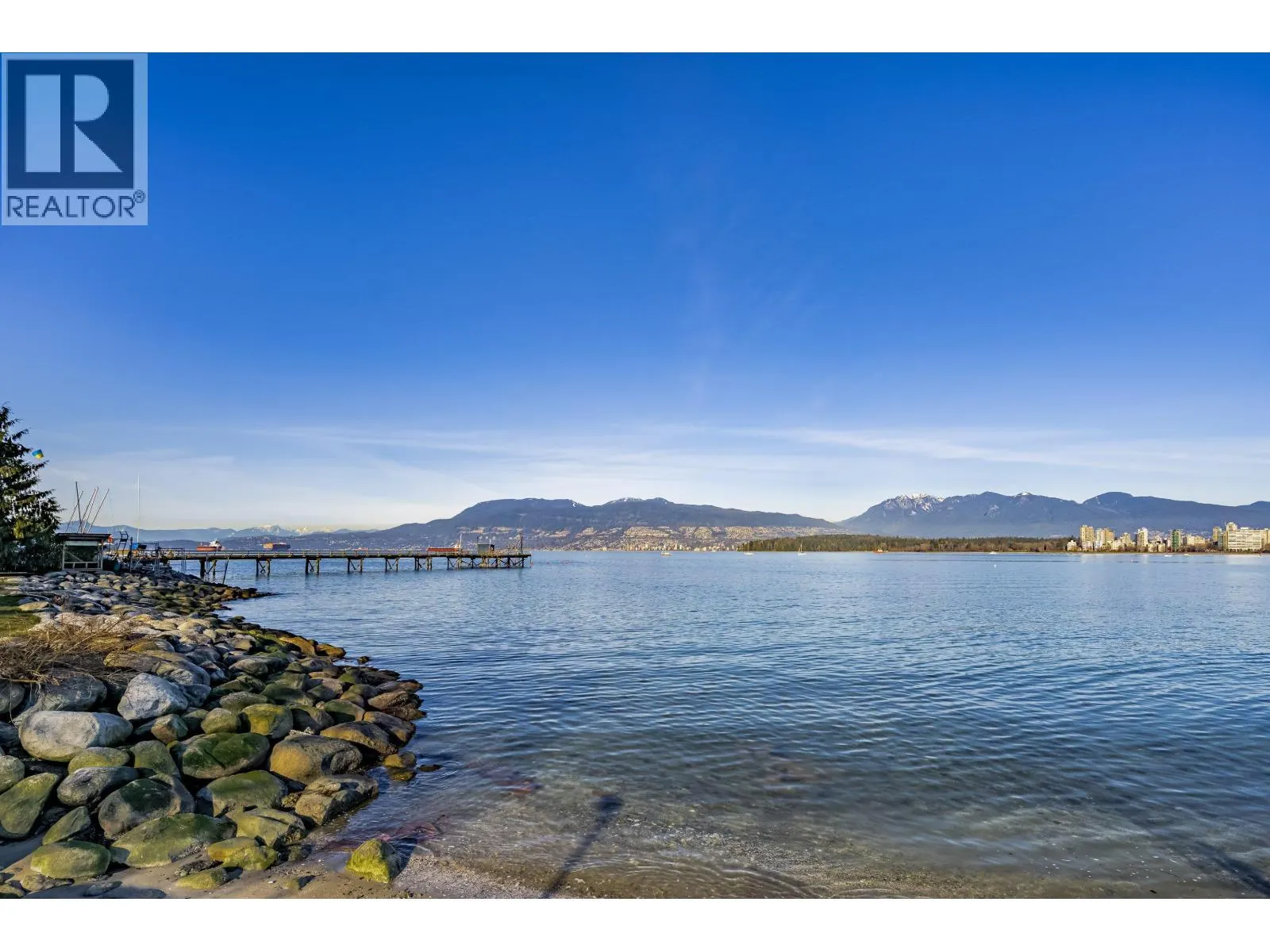 305 2430 POINT GREY ROAD