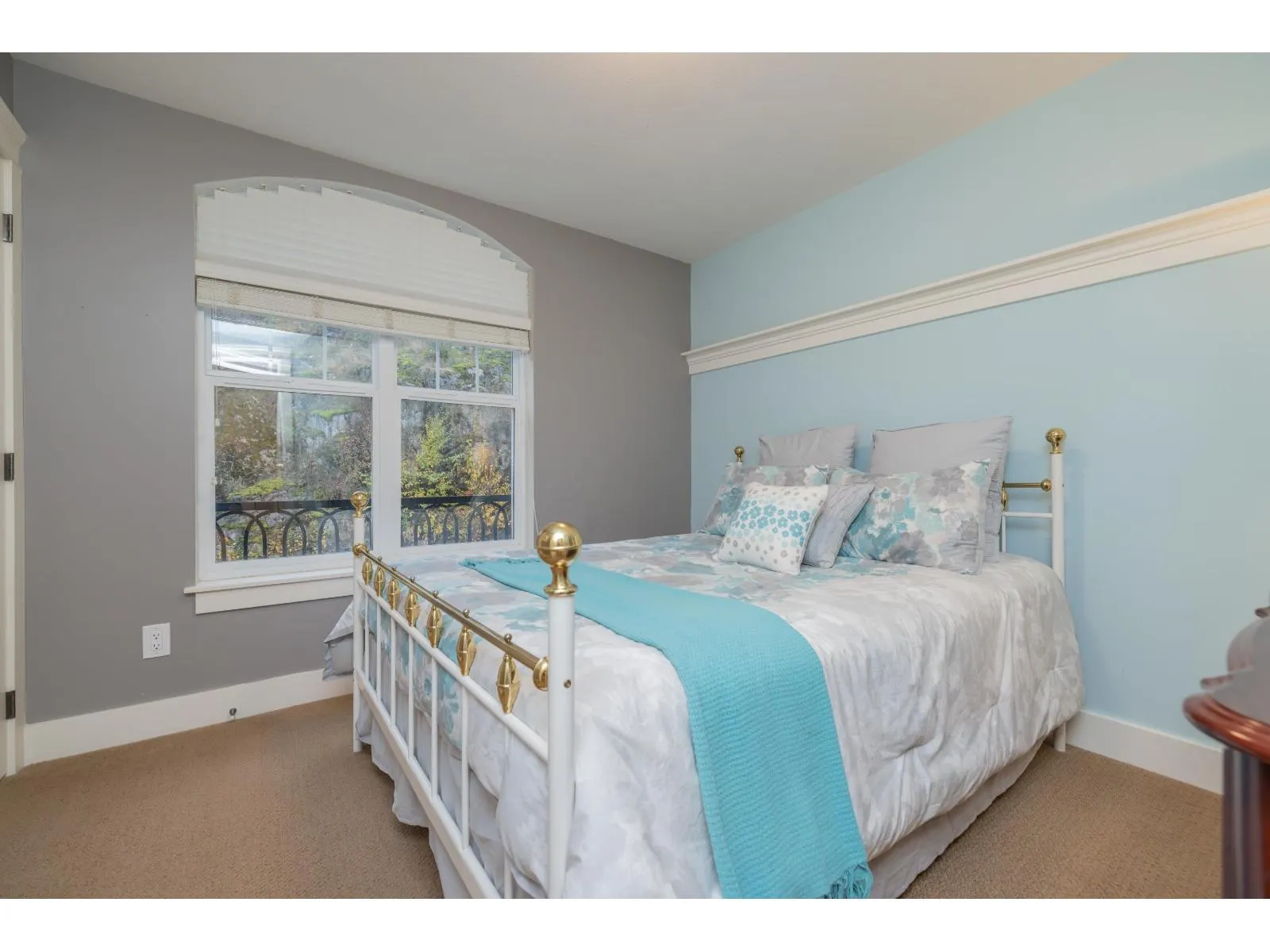 2581 EAGLE MOUNTAIN DRIVE