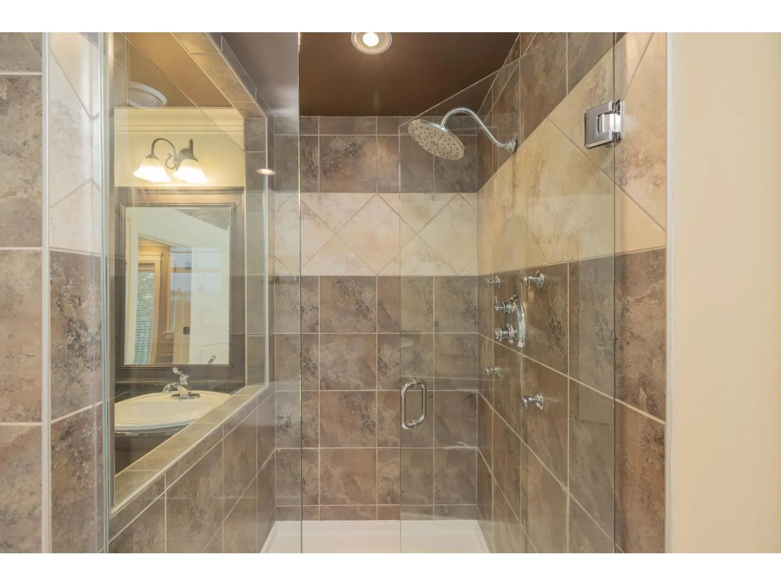 2581 EAGLE MOUNTAIN DRIVE