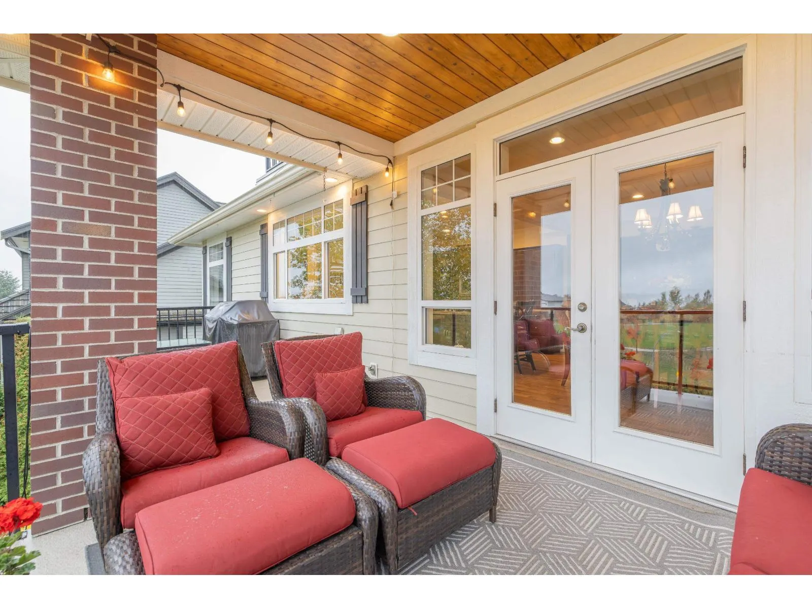 2581 EAGLE MOUNTAIN DRIVE