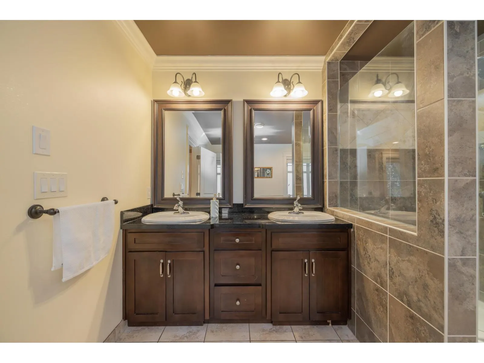 2581 EAGLE MOUNTAIN DRIVE