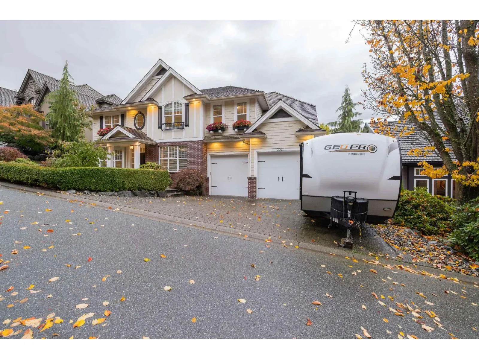 2581 EAGLE MOUNTAIN DRIVE