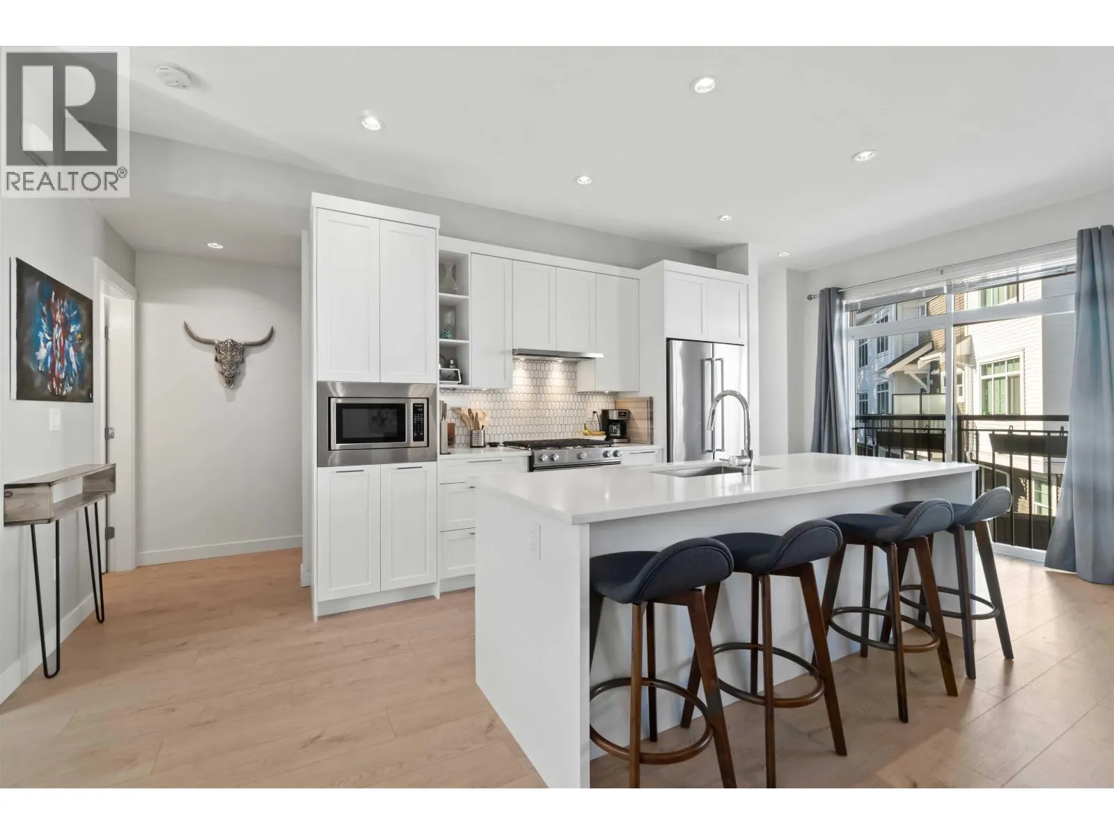 125 1225 MITCHELL STREET