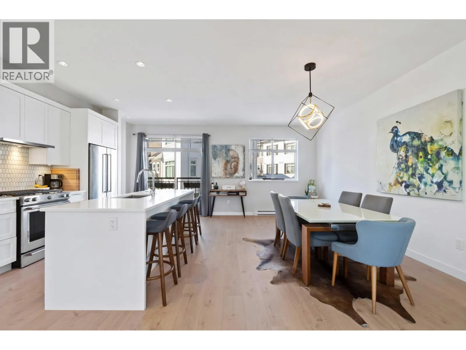 125 1225 MITCHELL STREET