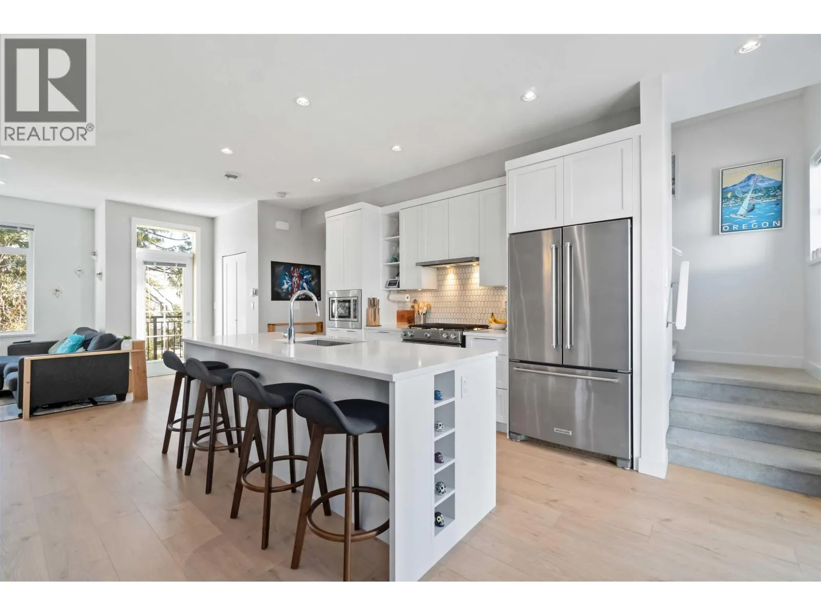 125 1225 MITCHELL STREET