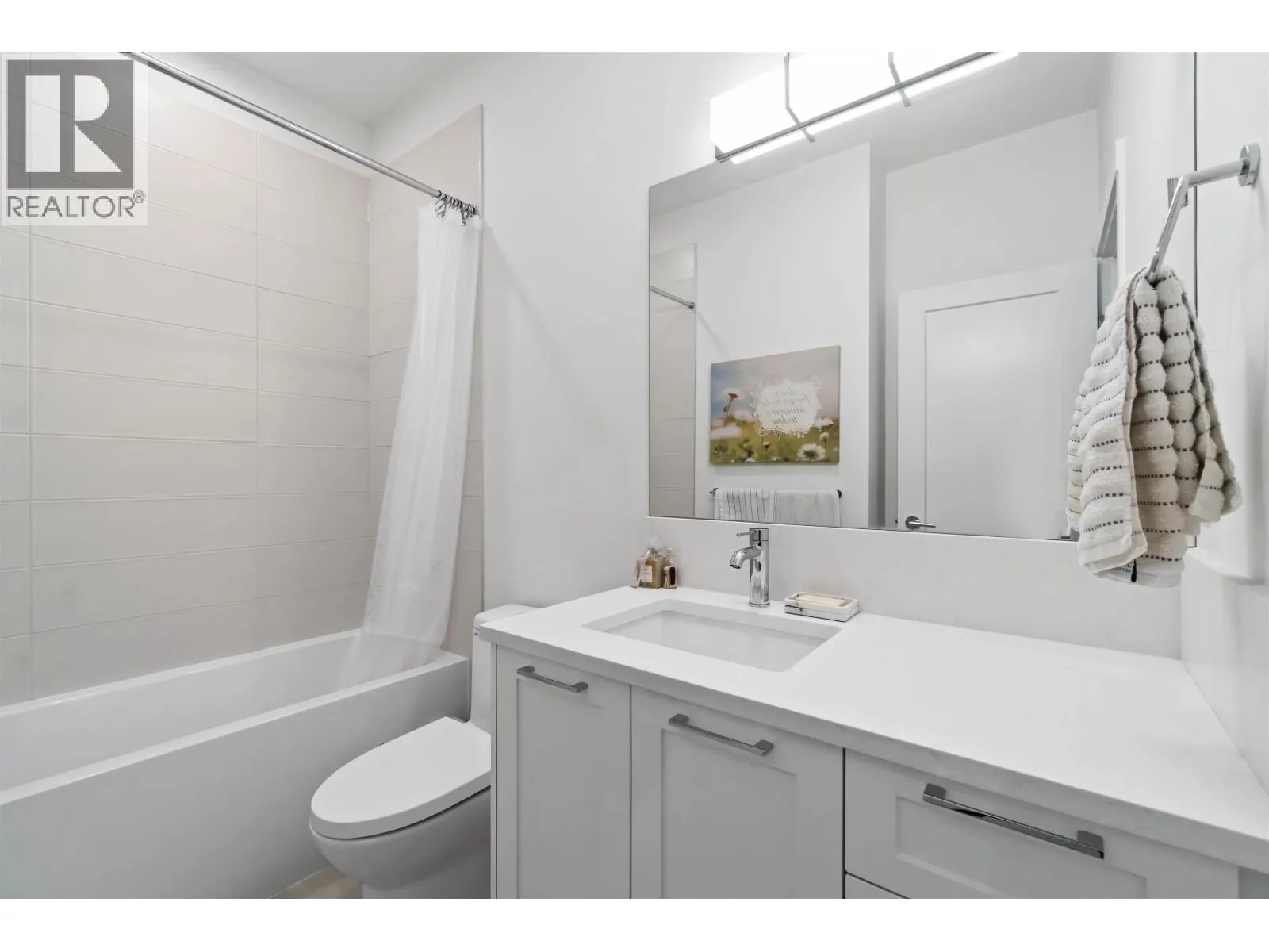 125 1225 MITCHELL STREET