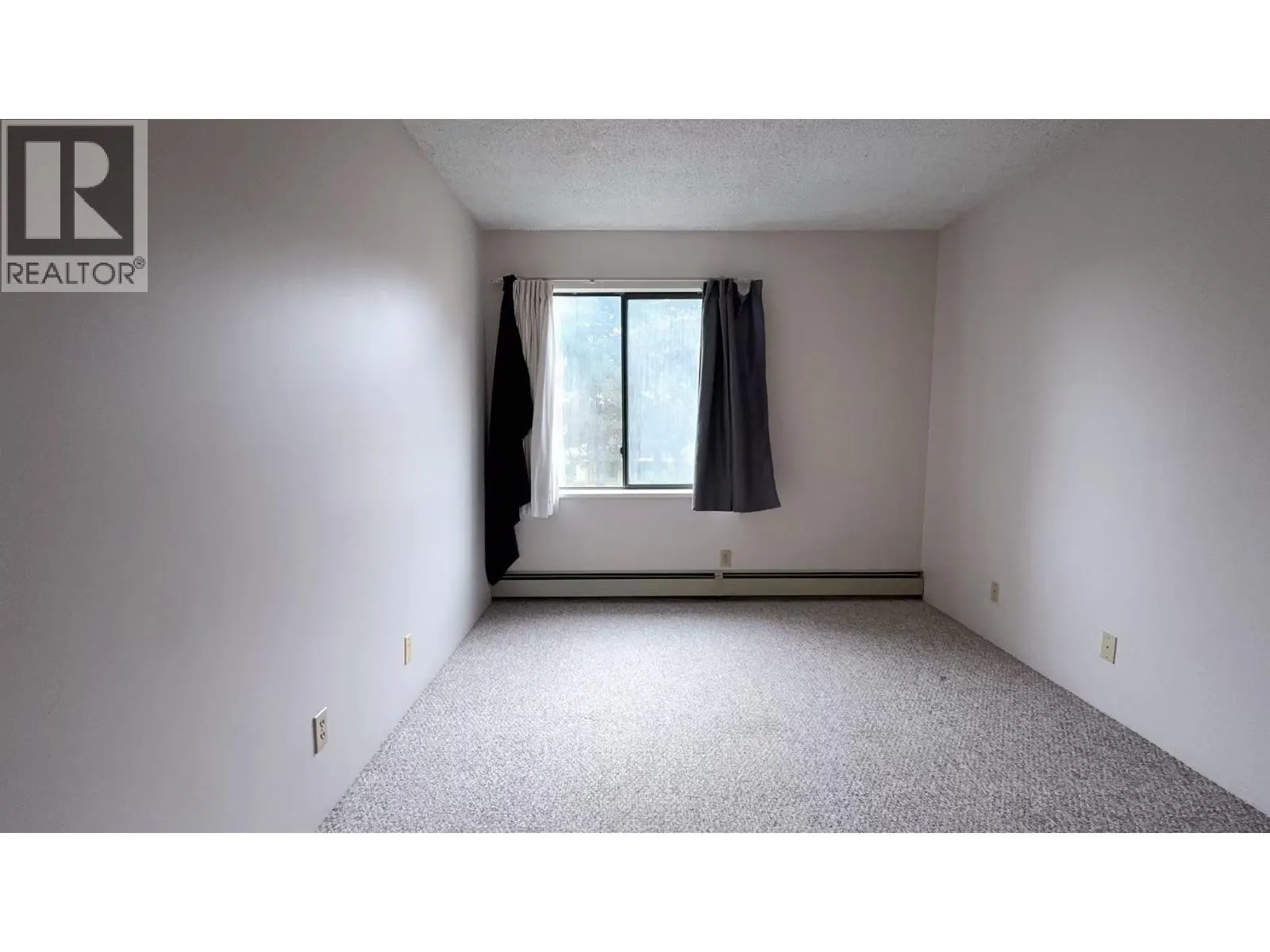 326 8411 ACKROYD ROAD