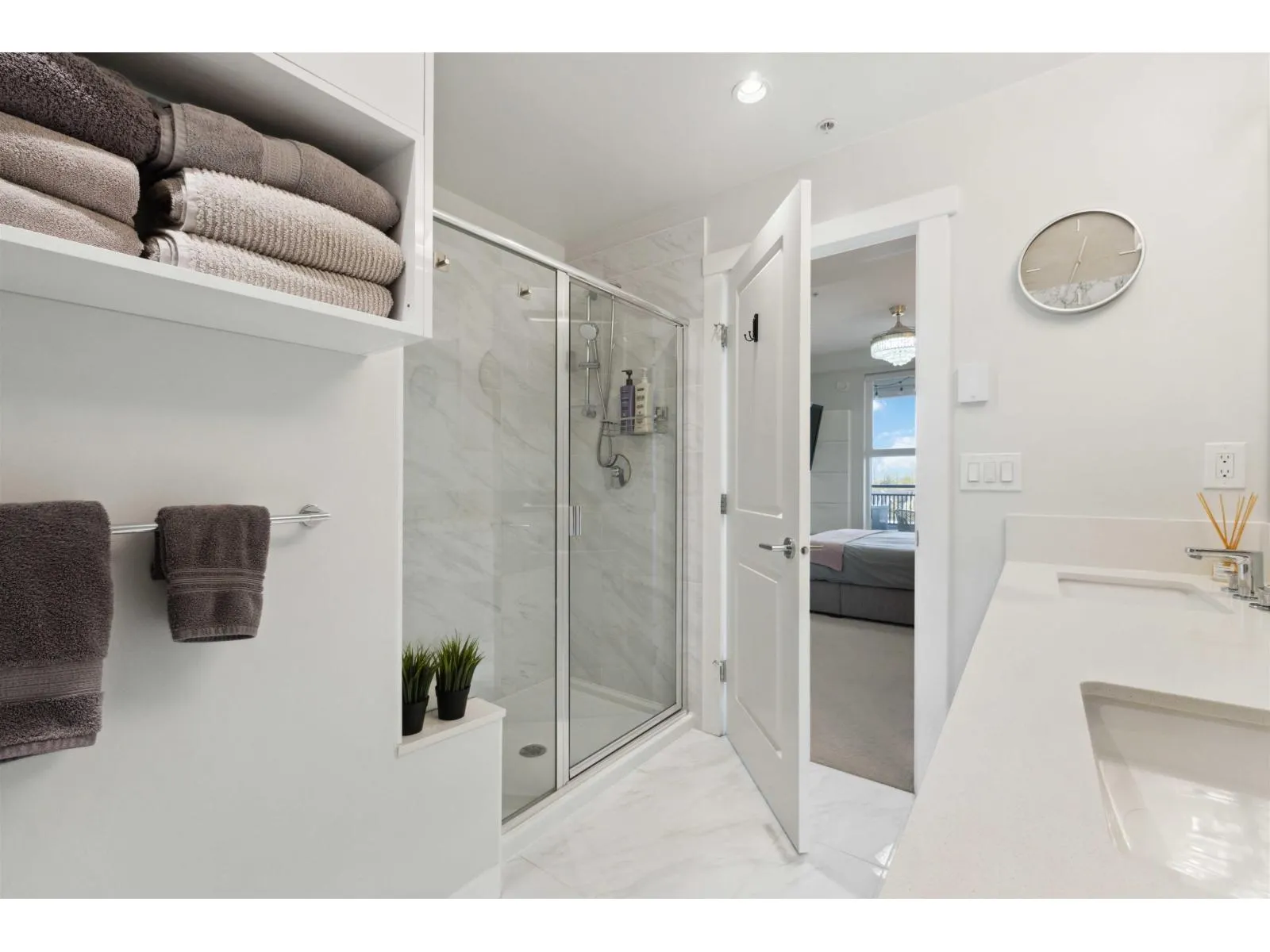 C520 8150 207 STREET