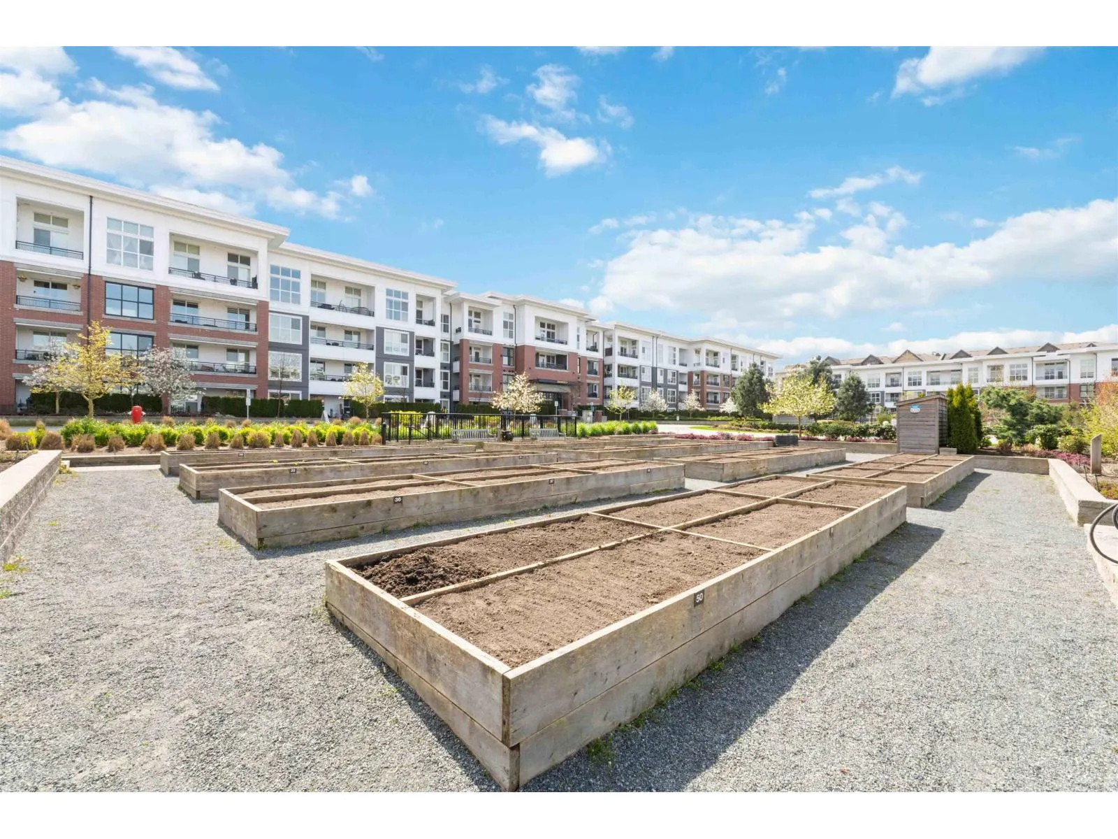 C520 8150 207 STREET