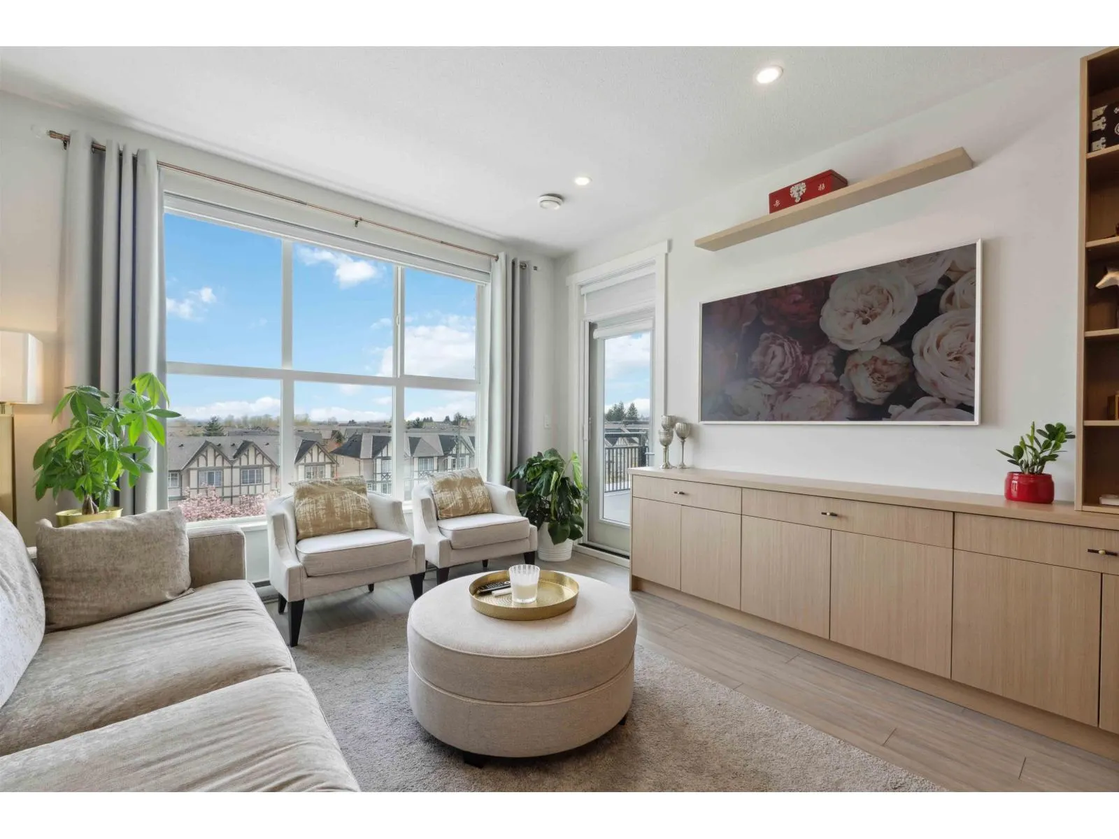 C520 8150 207 STREET