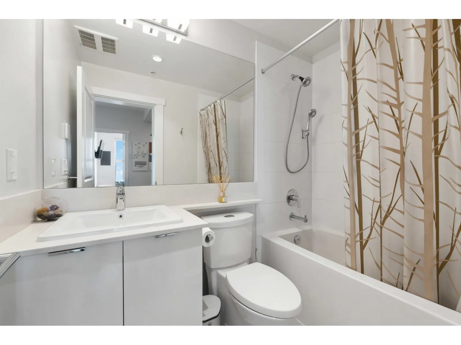 C520 8150 207 STREET