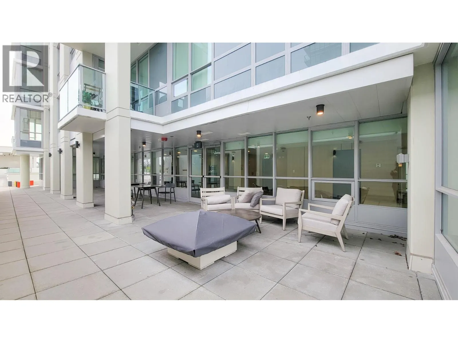 1302 1632 LIONS GATE LANE