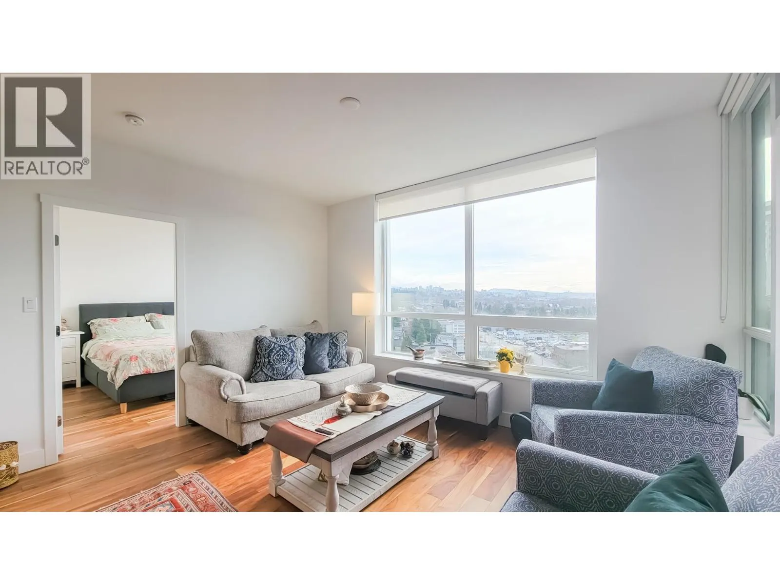 1302 1632 LIONS GATE LANE