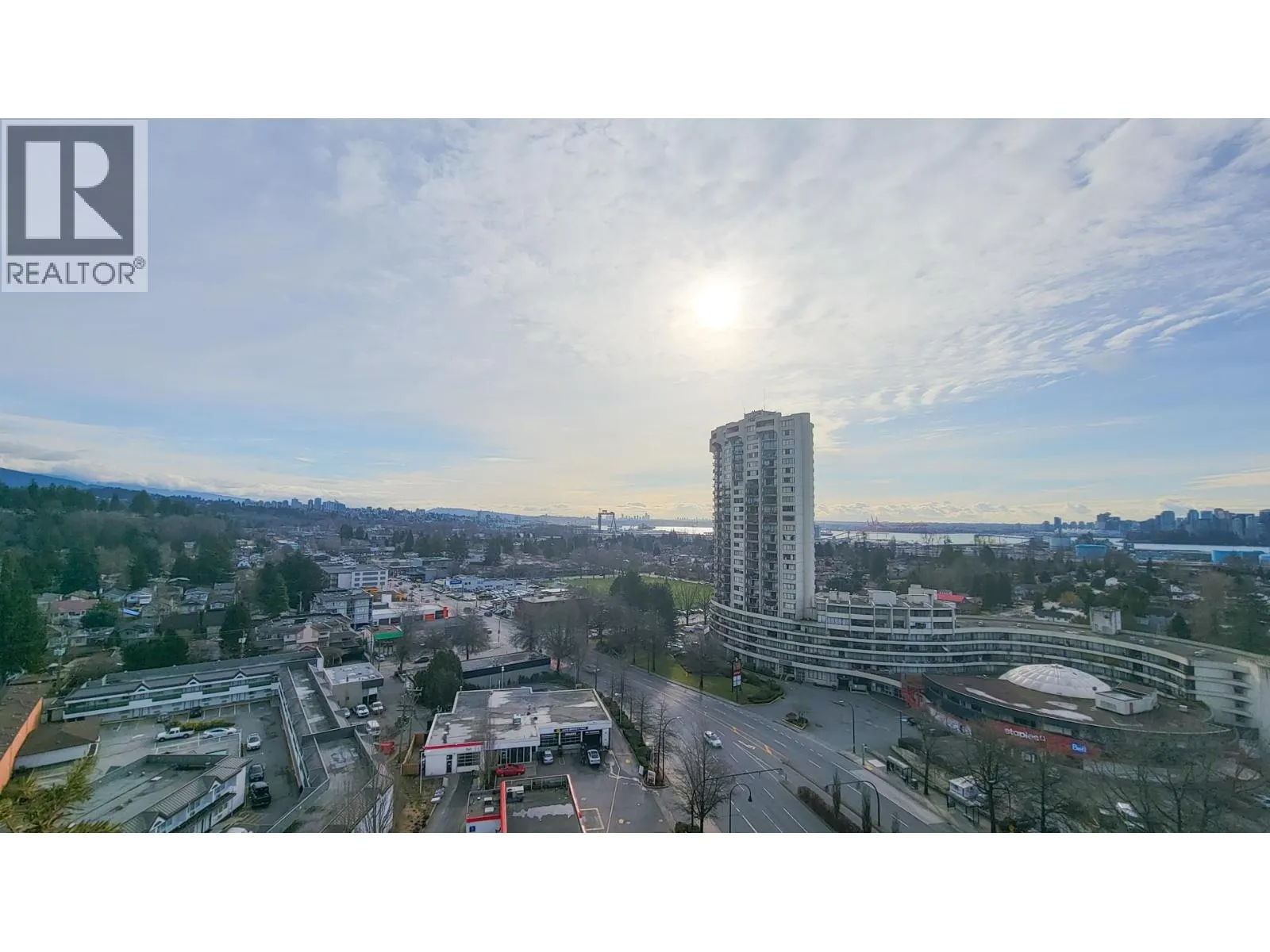 1302 1632 LIONS GATE LANE