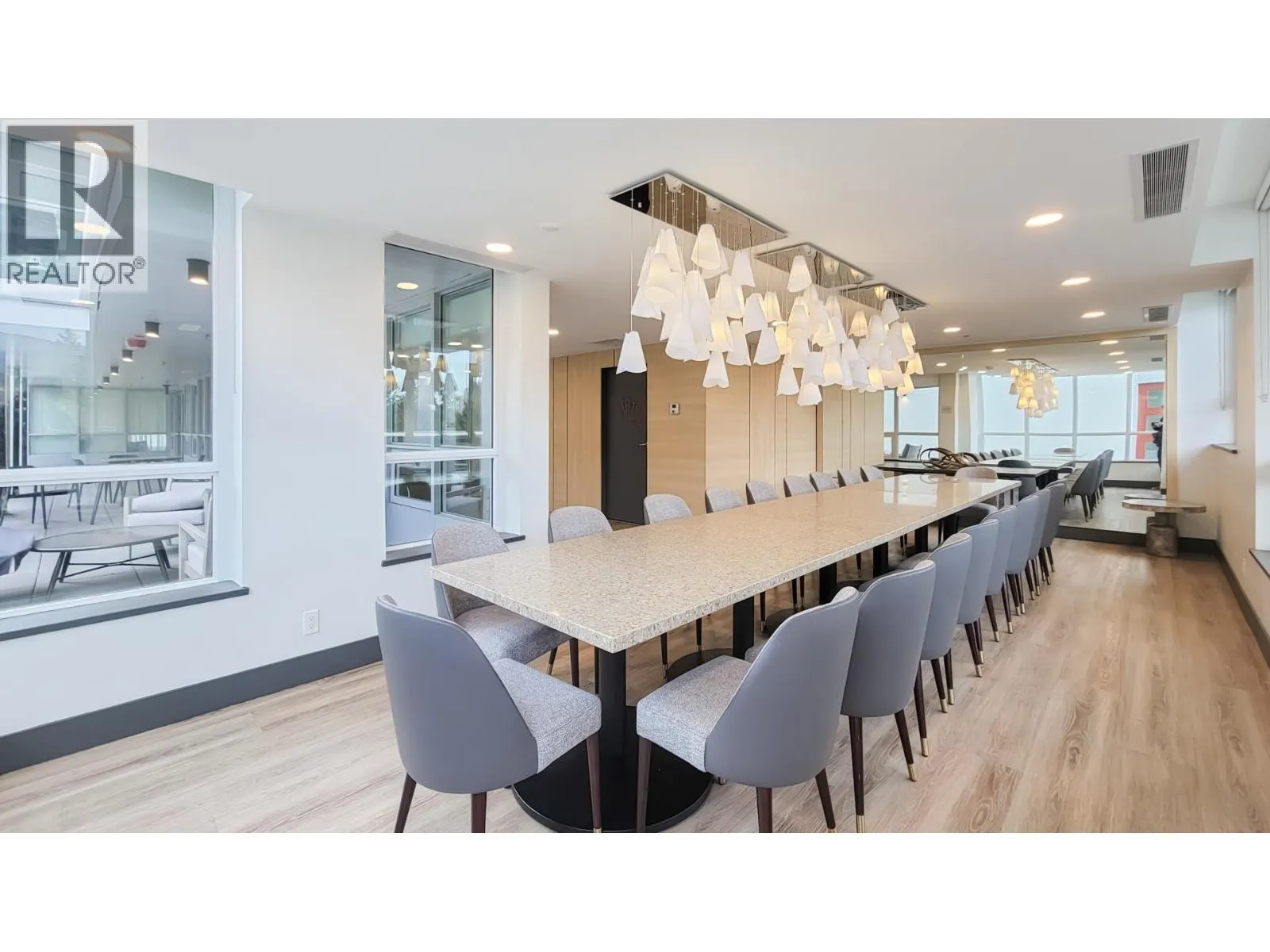 1302 1632 LIONS GATE LANE