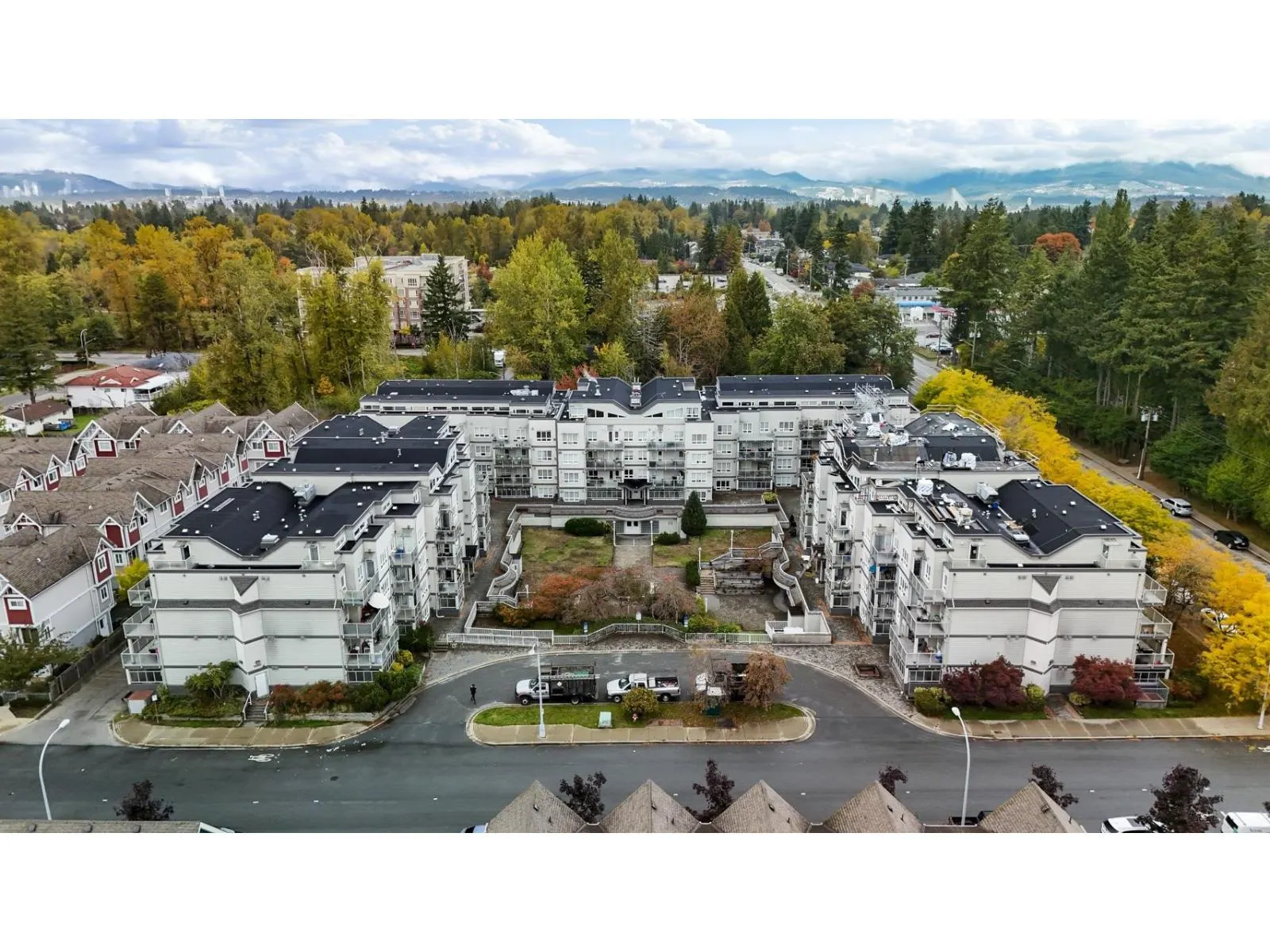 305 14355 103 AVENUE