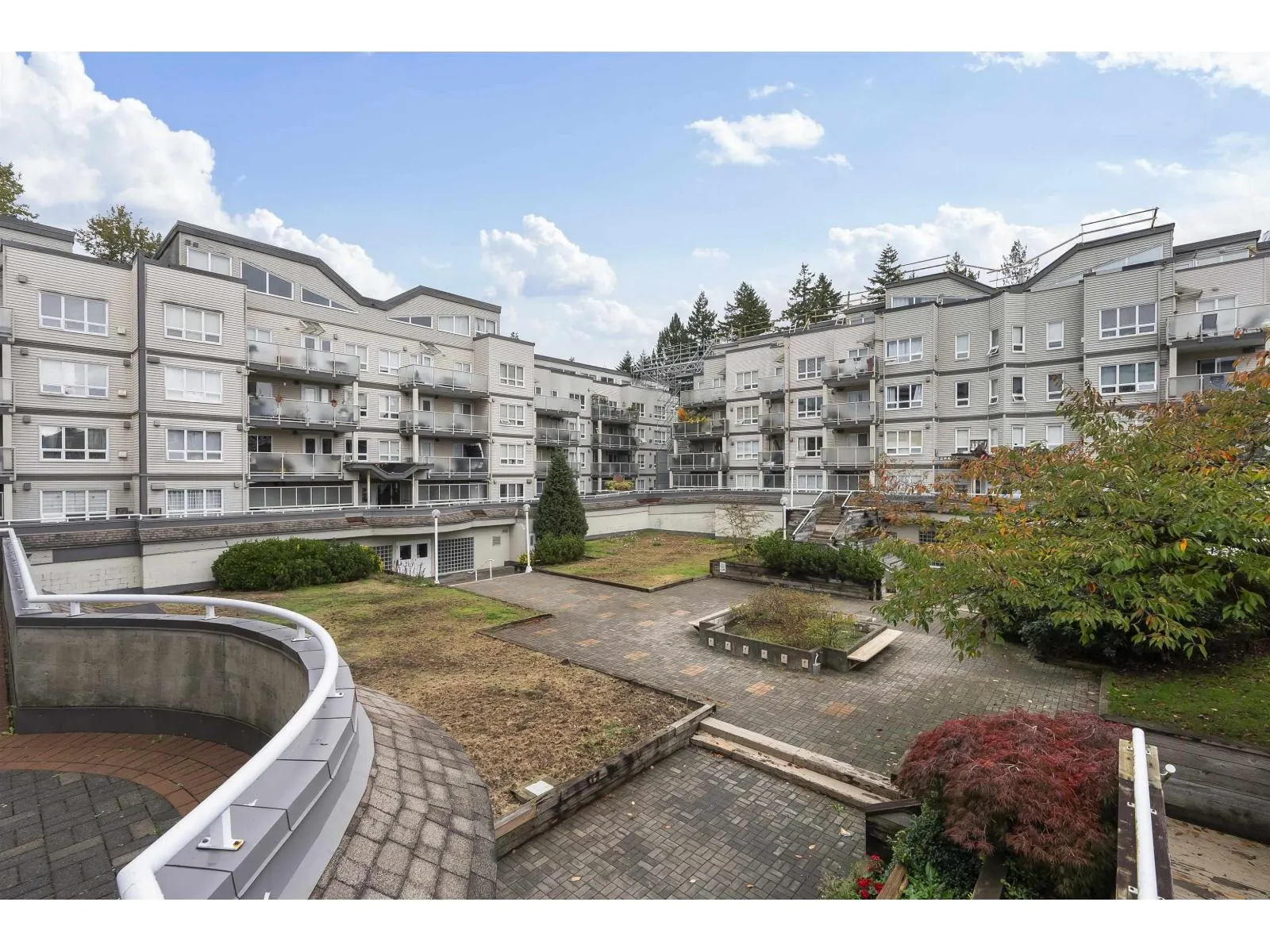 305 14355 103 AVENUE