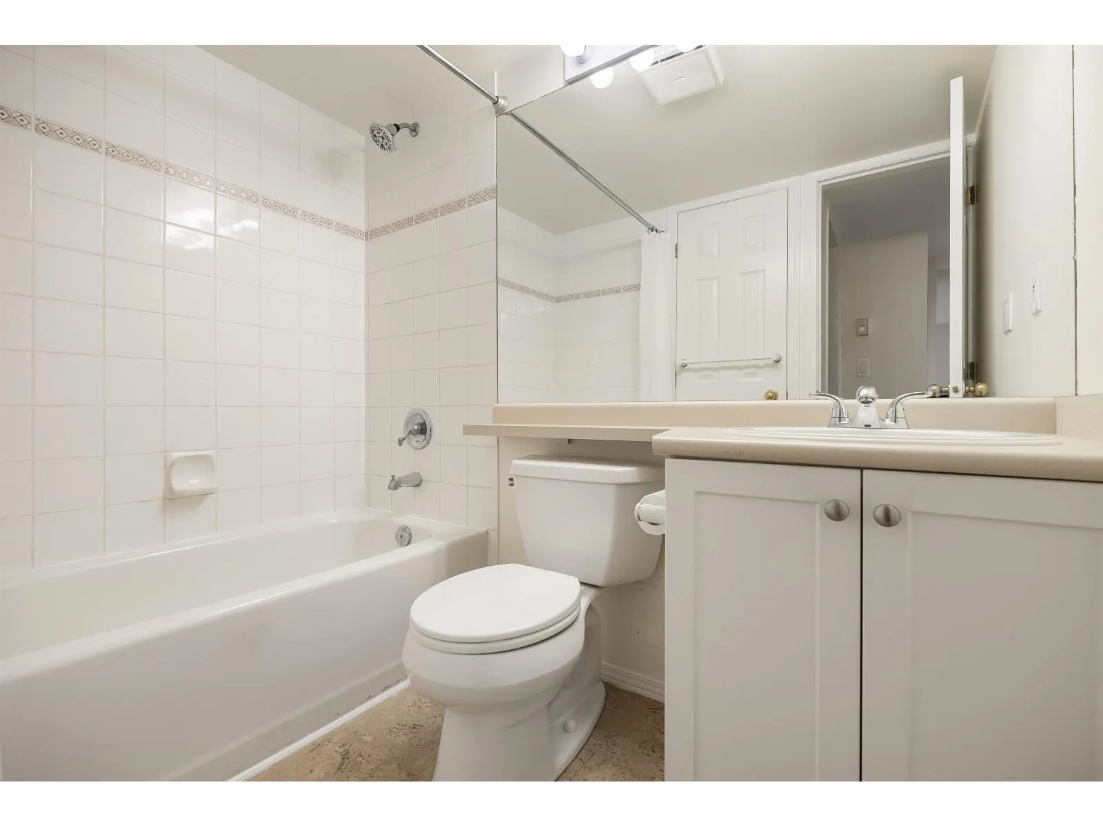 305 14355 103 AVENUE