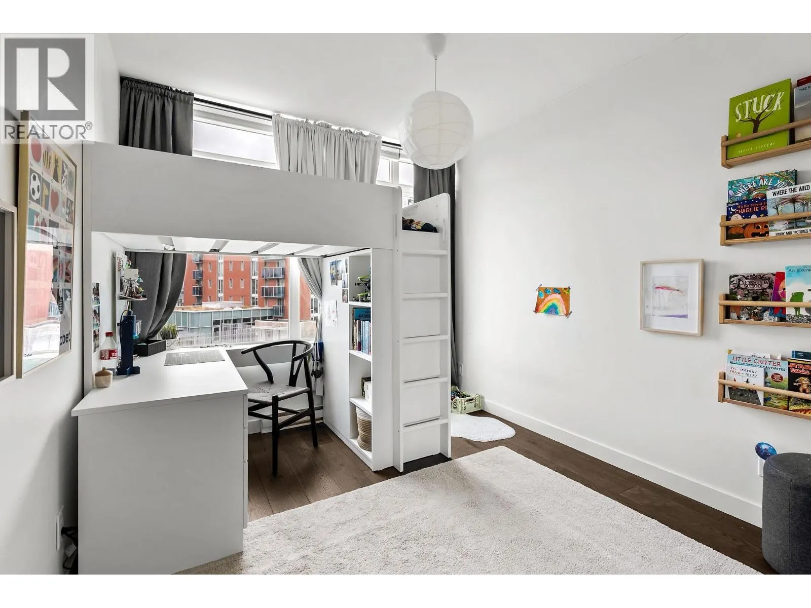 709 2321 SCOTIA STREET