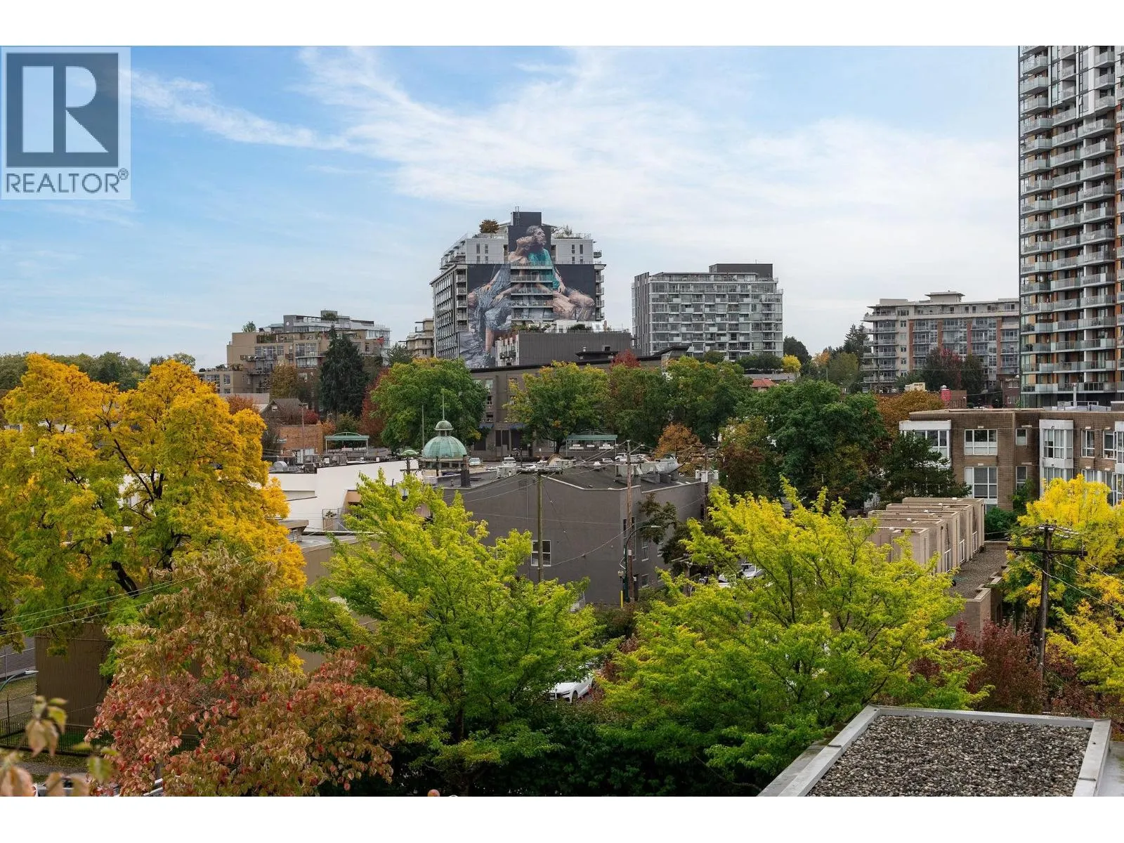 709 2321 SCOTIA STREET