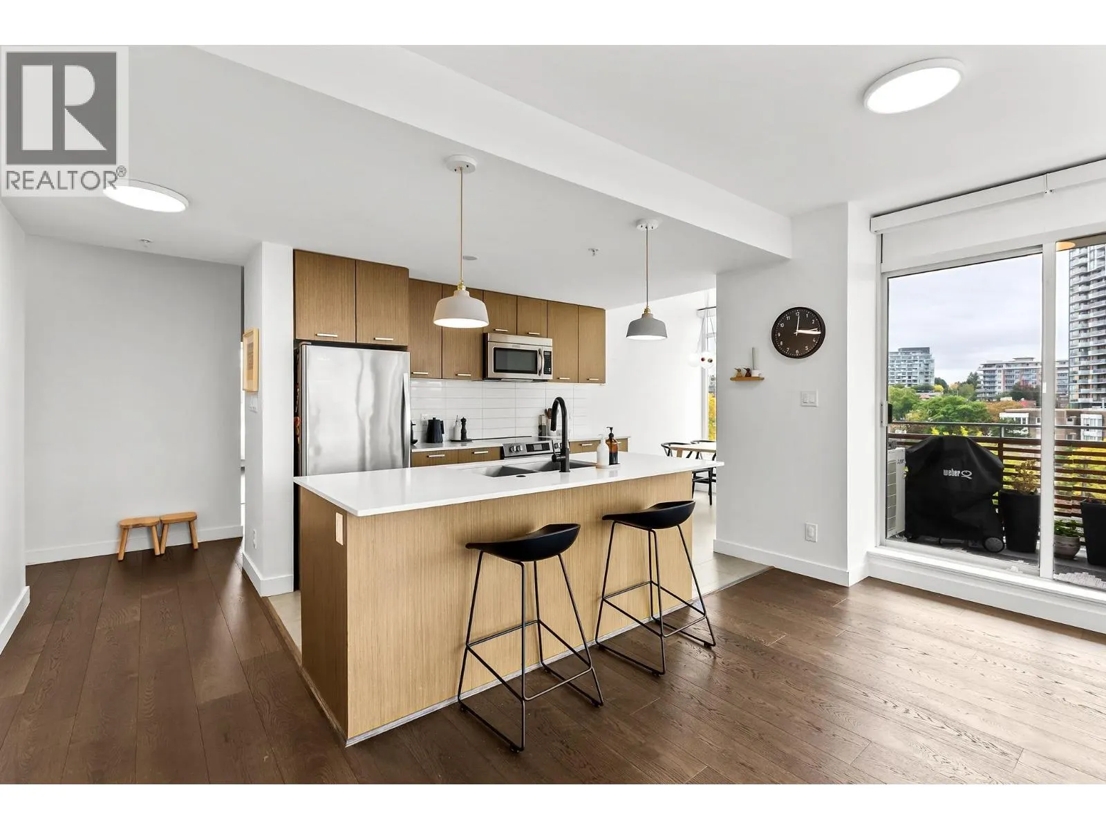 709 2321 SCOTIA STREET