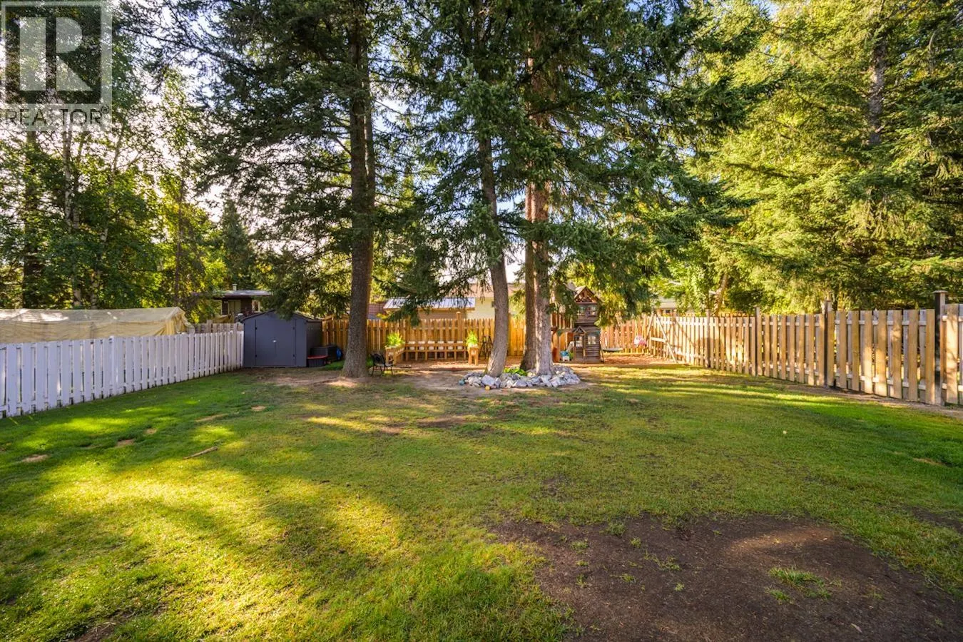 7733 LANCASTER CRESCENT