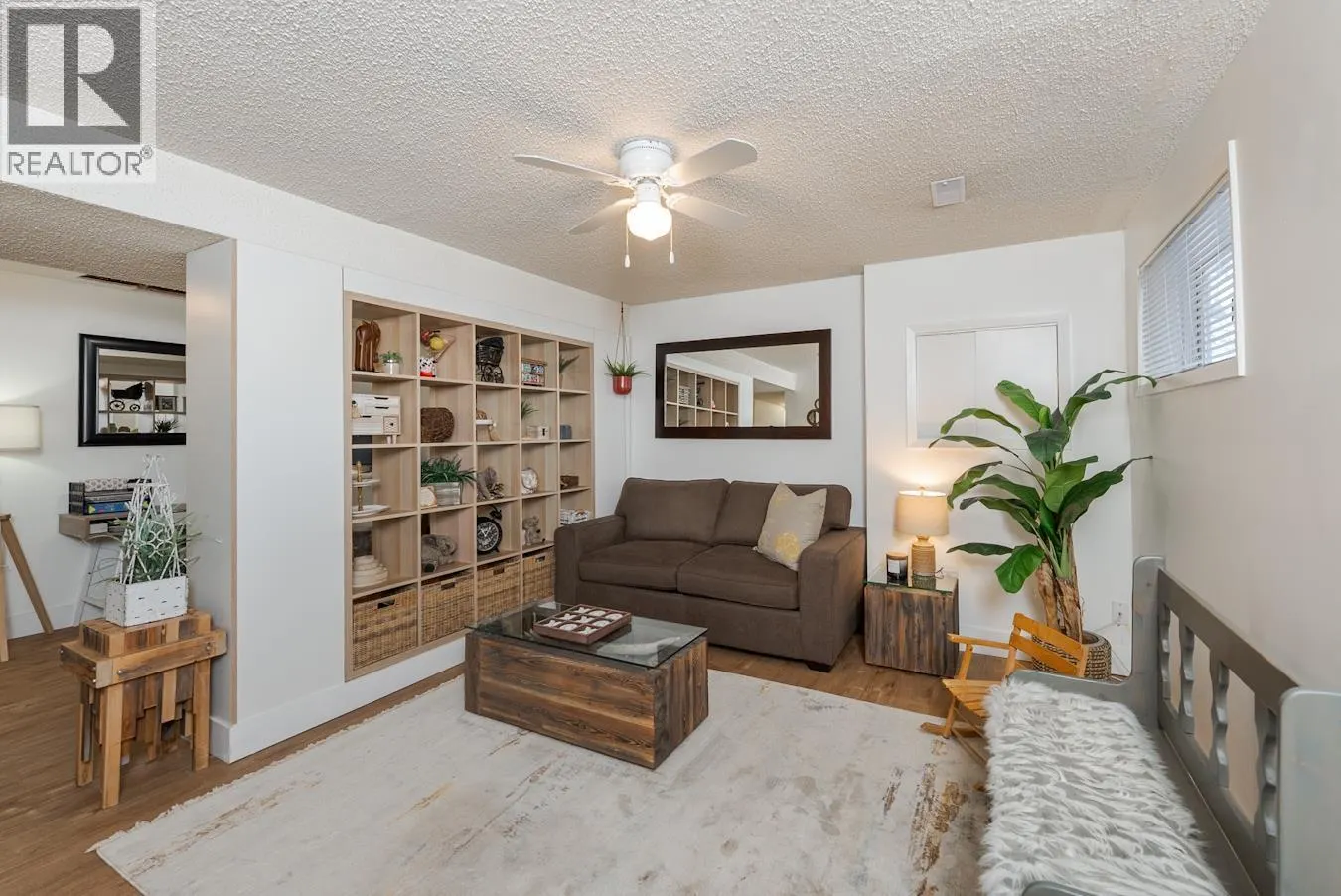 7733 LANCASTER CRESCENT