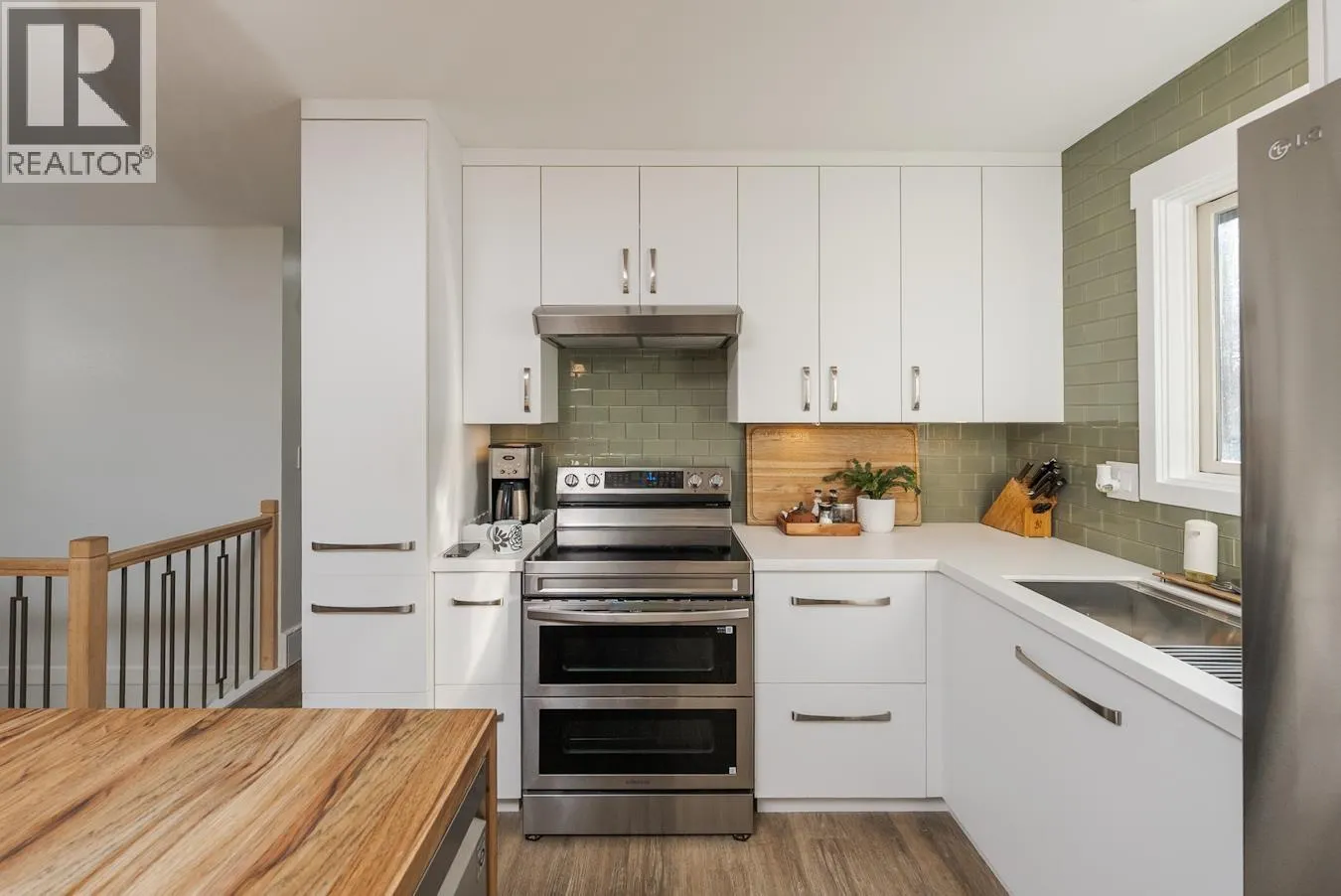 7733 LANCASTER CRESCENT