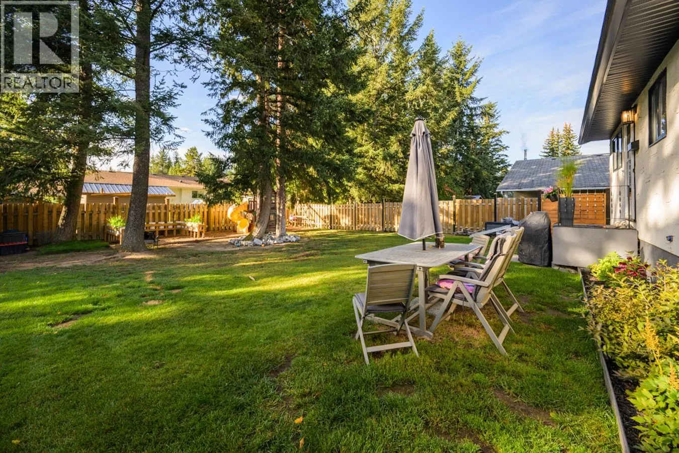 7733 LANCASTER CRESCENT