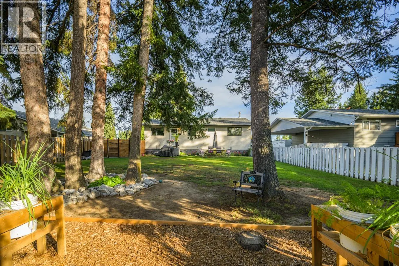 7733 LANCASTER CRESCENT