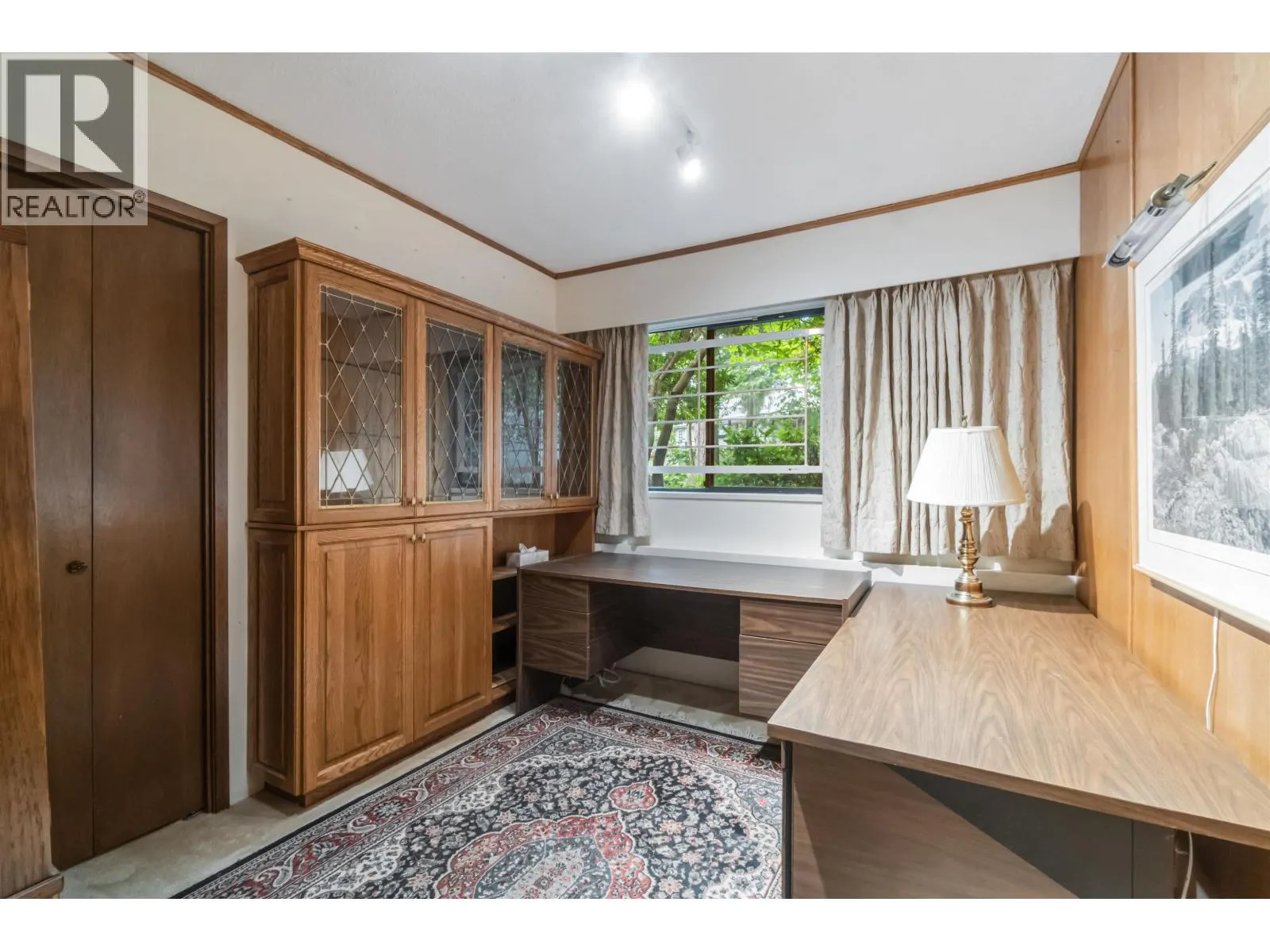 4262 YUCULTA CRESCENT