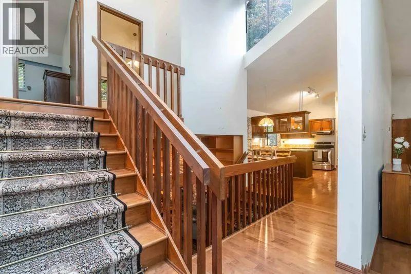 4262 YUCULTA CRESCENT