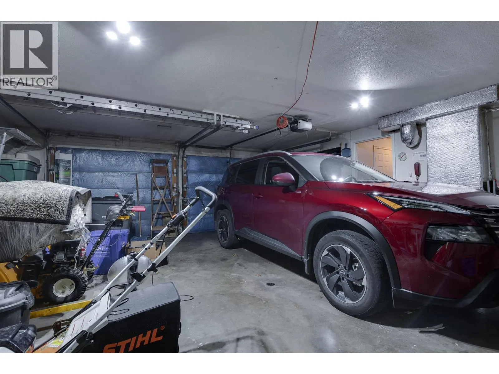 4882 NORTH MEADOW ROAD