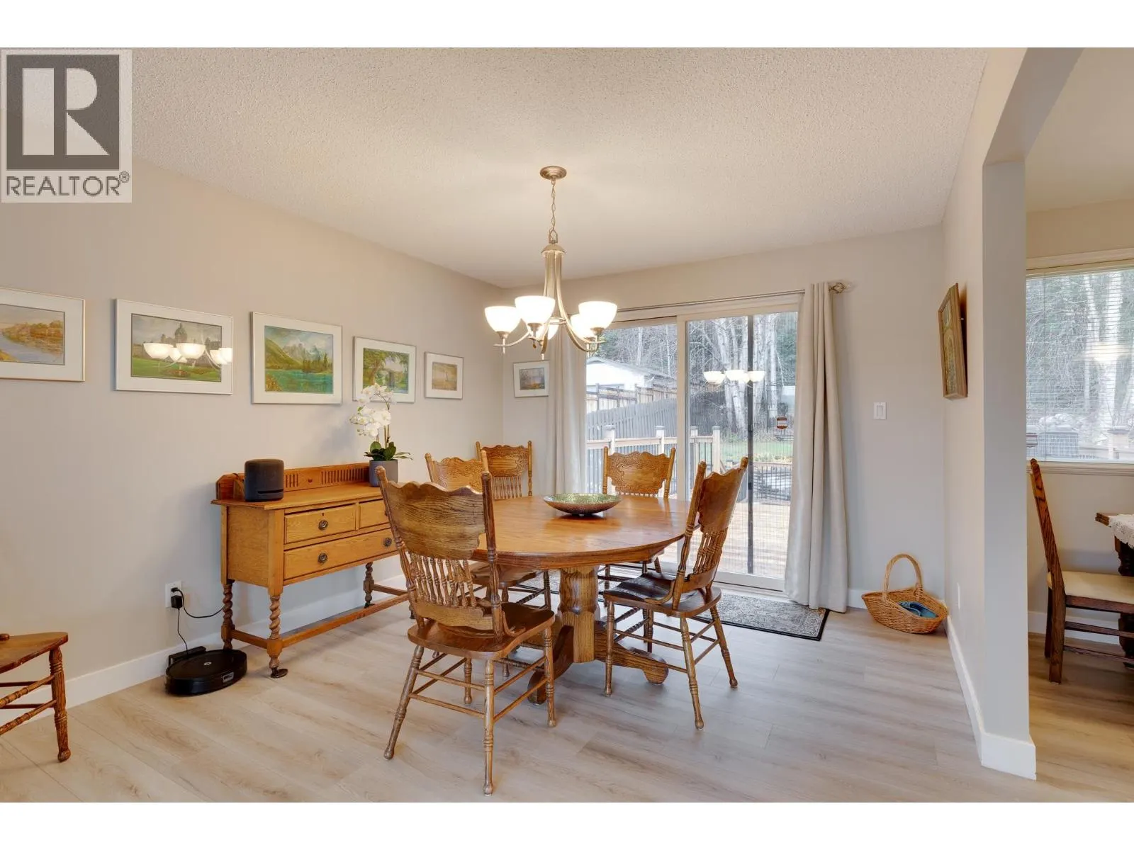 4882 NORTH MEADOW ROAD