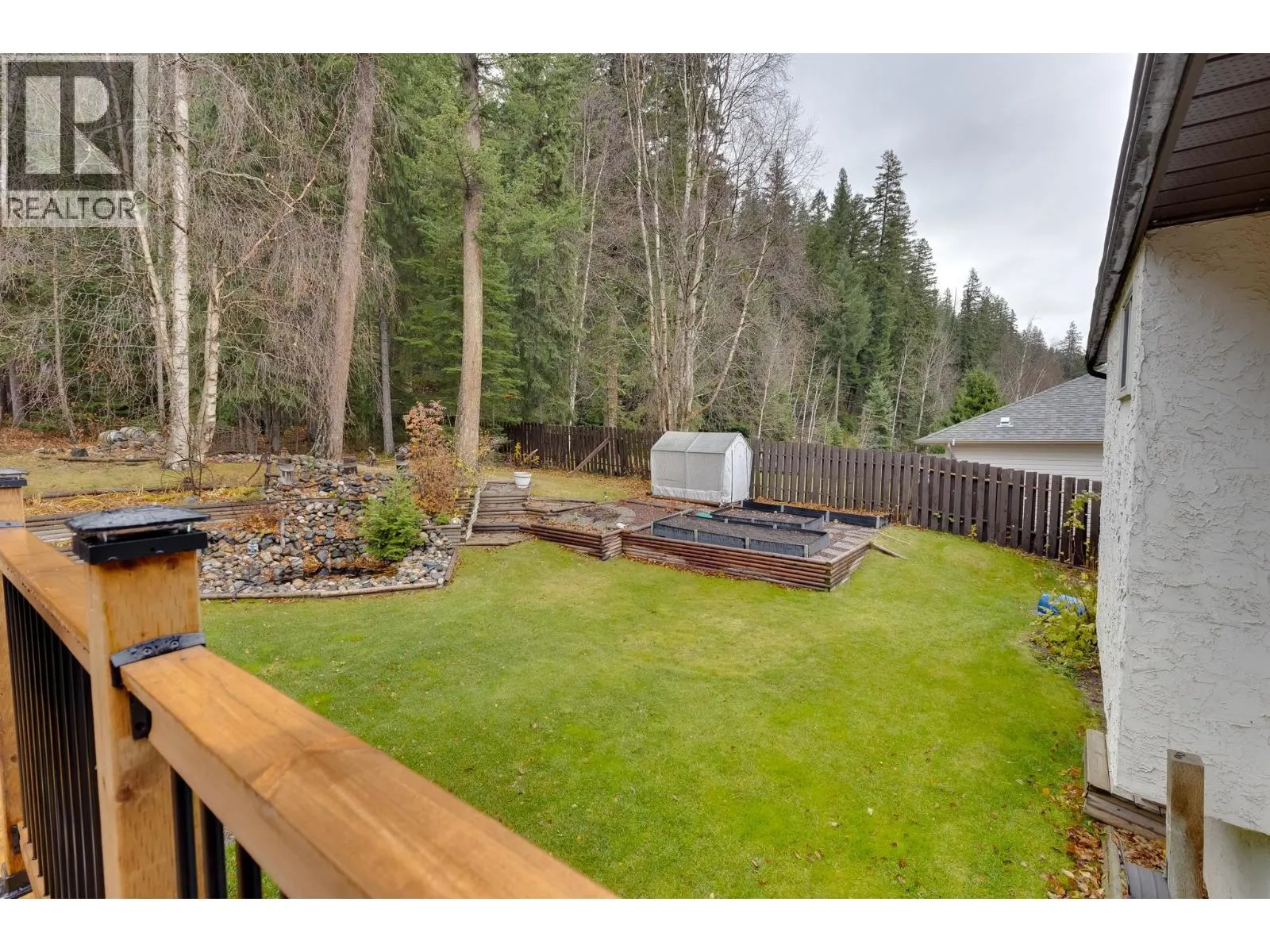 4882 NORTH MEADOW ROAD