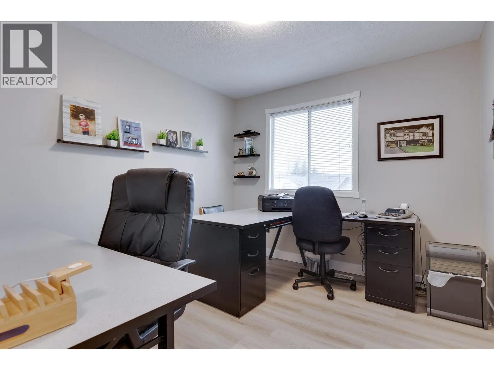 4882 NORTH MEADOW ROAD