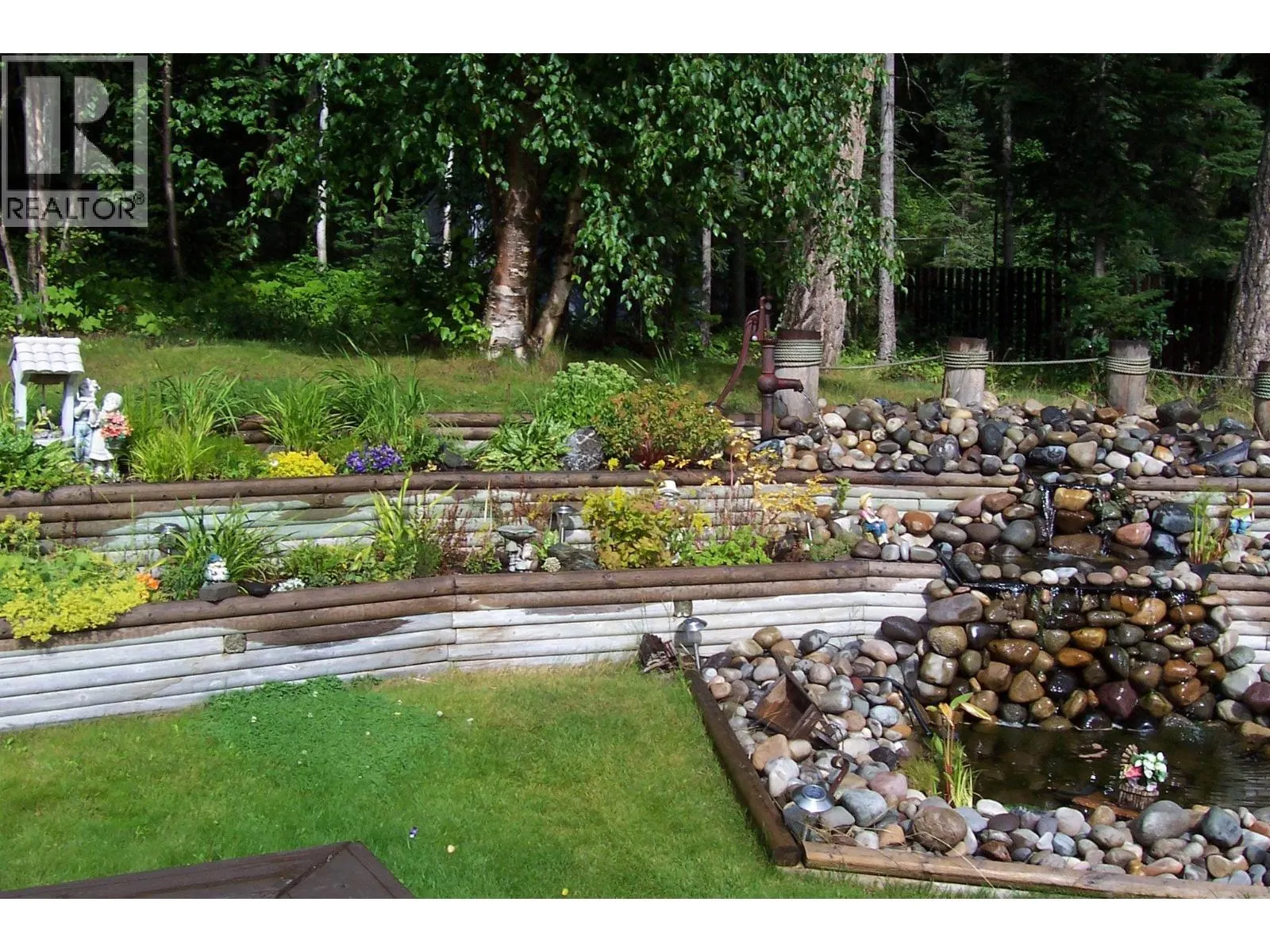 4882 NORTH MEADOW ROAD