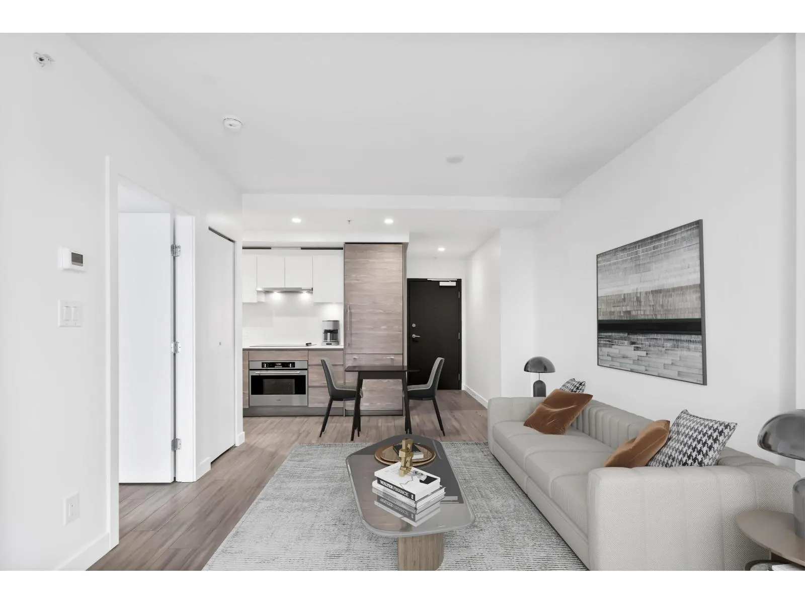 2406 13655 FRASER HIGHWAY