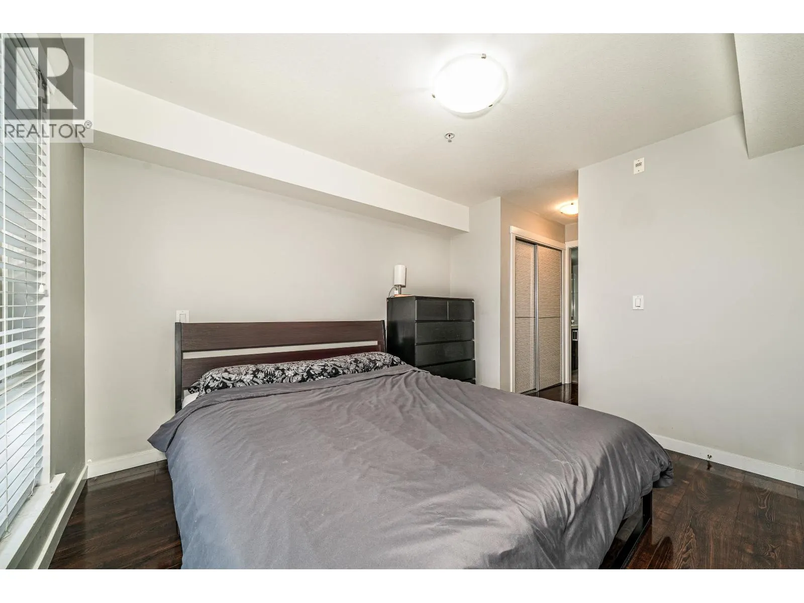 303 22318 LOUGHEED HIGHWAY