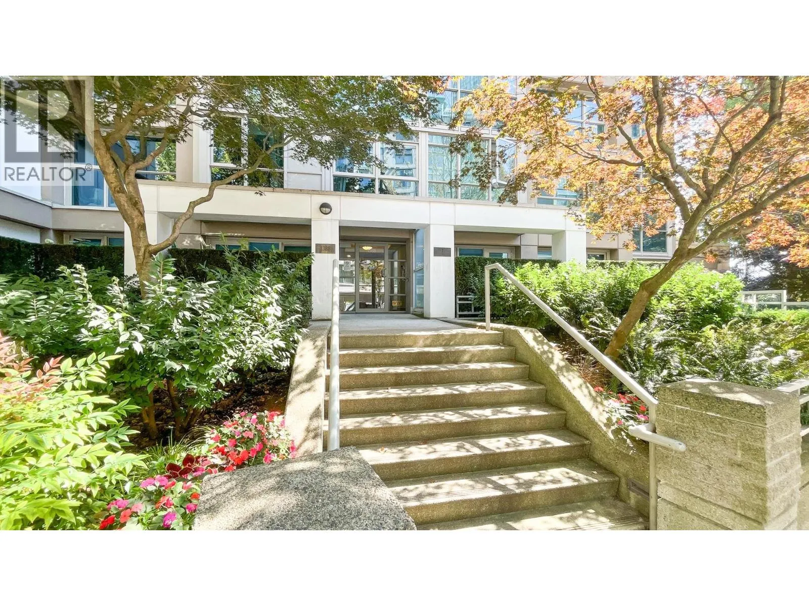 502 1388 HOMER STREET