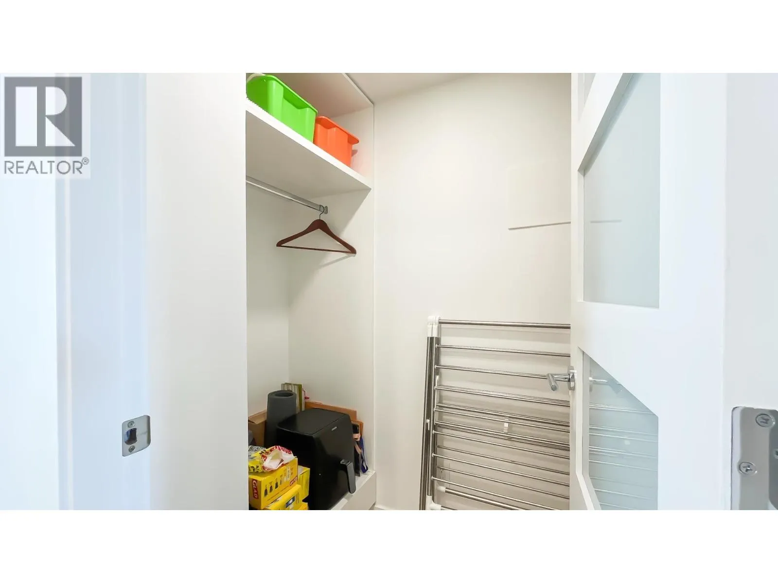 502 1388 HOMER STREET