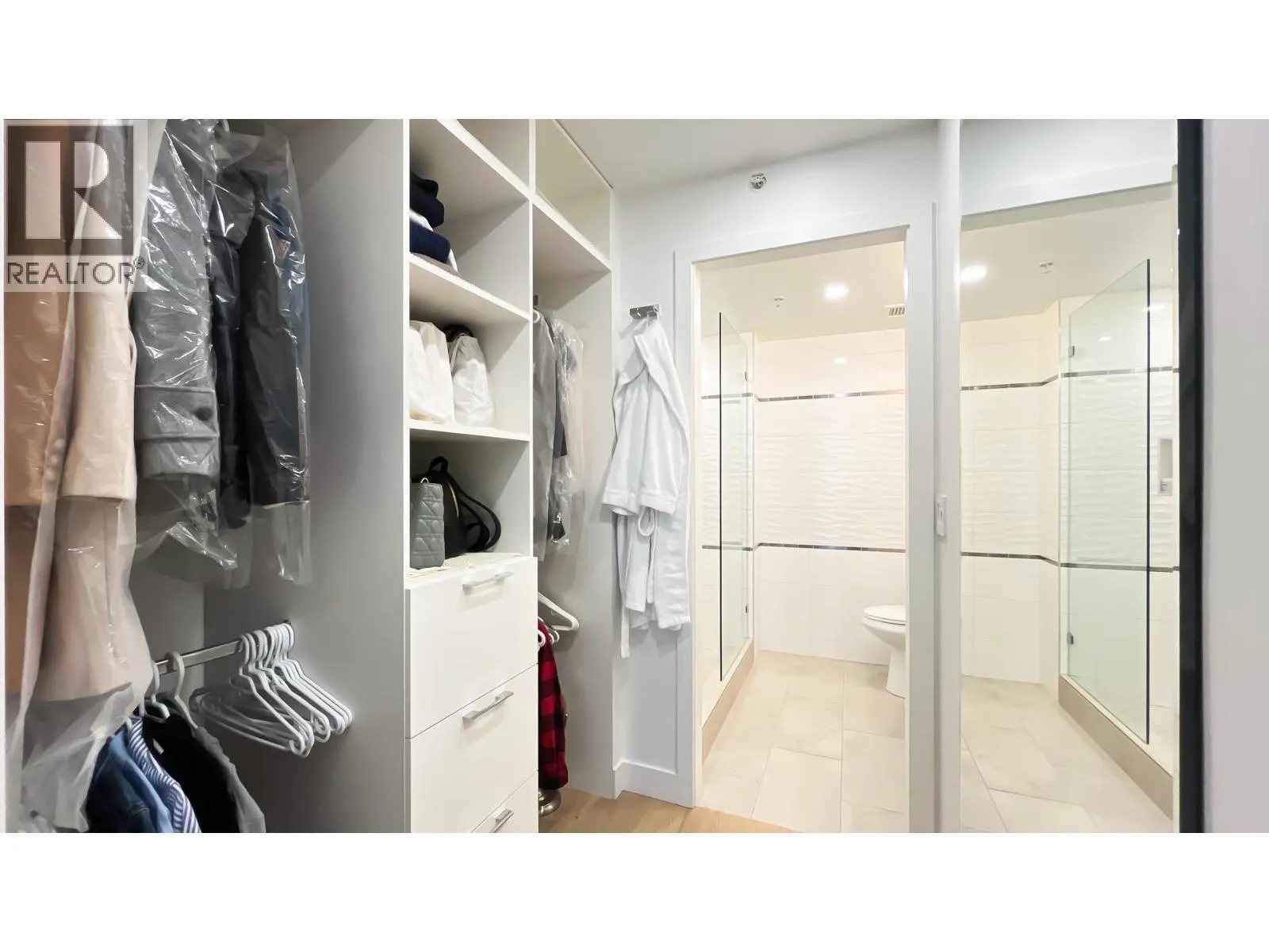 502 1388 HOMER STREET